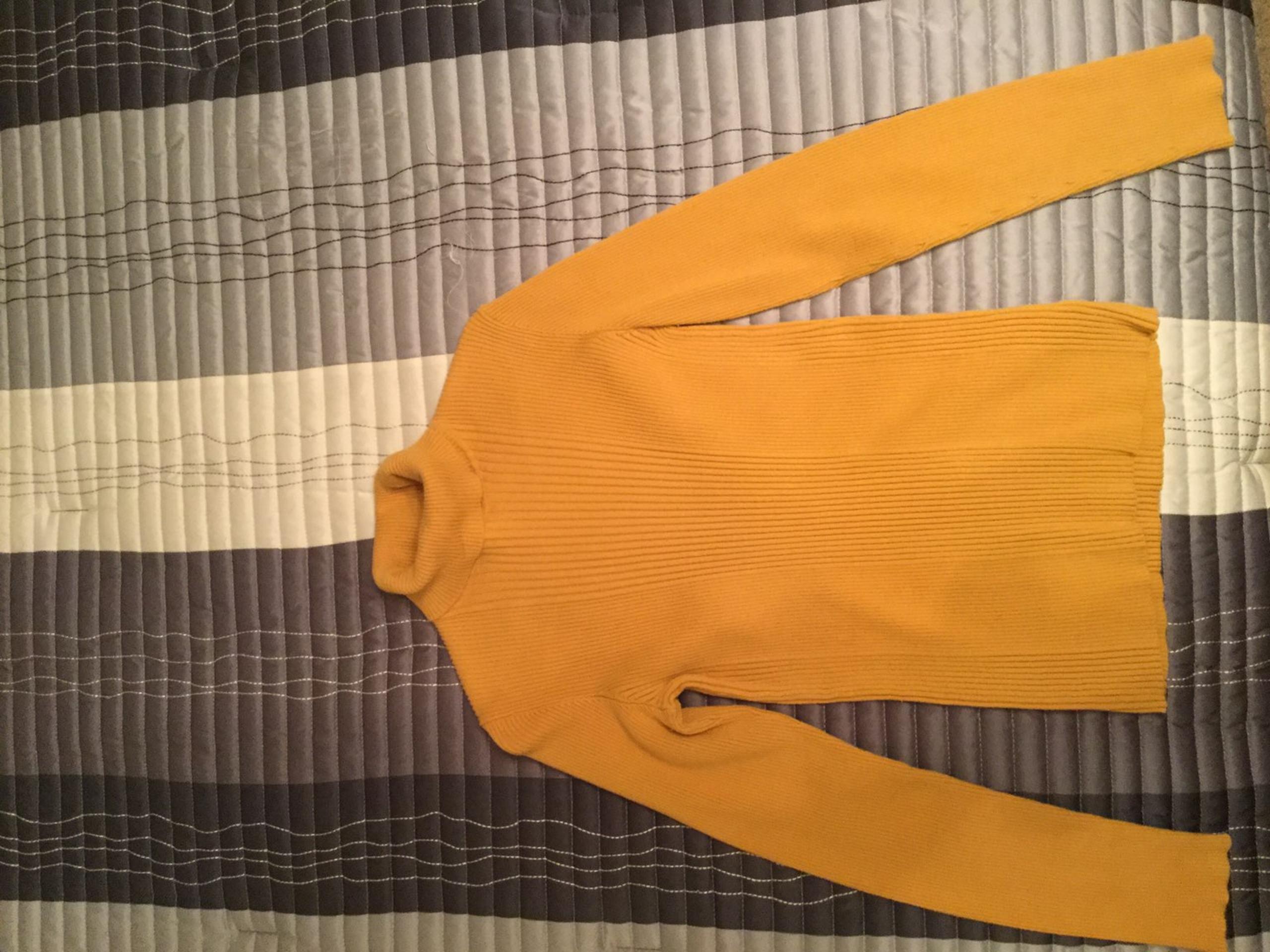 Jones New York turtle neck sweater