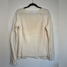 Everlane 100% Wool Raglan Sweater Cream Ivory Medium minimalist capsule