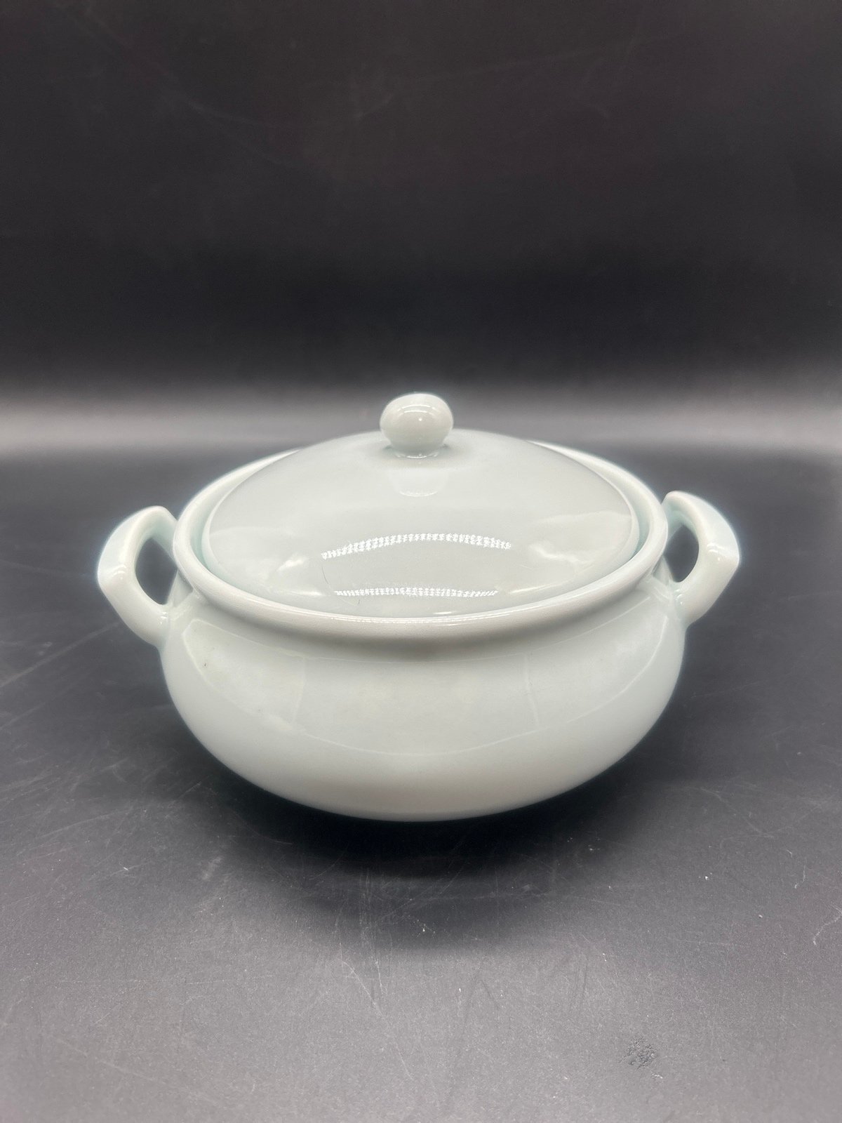 Celadon glaze lidded dish