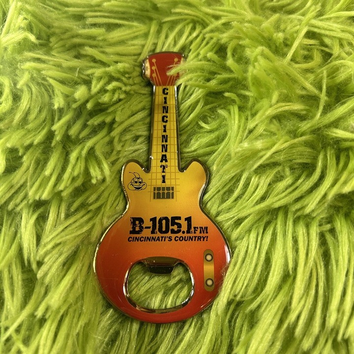 Cincinnati B 105.1 Fm Country guitar magnet bottle opener Radio station Handheld