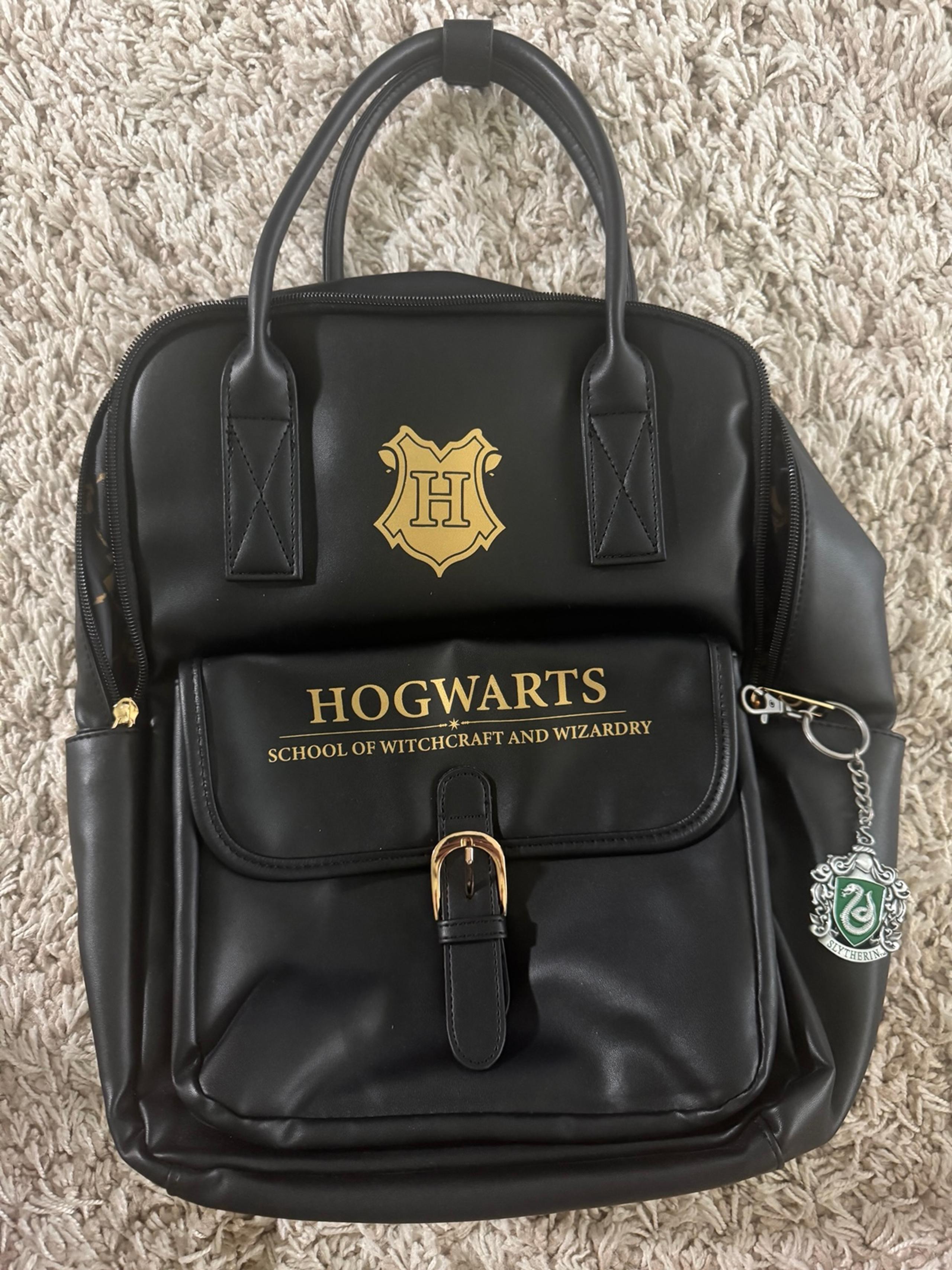 HARRY POTTER HOGWARTS BACKPACK