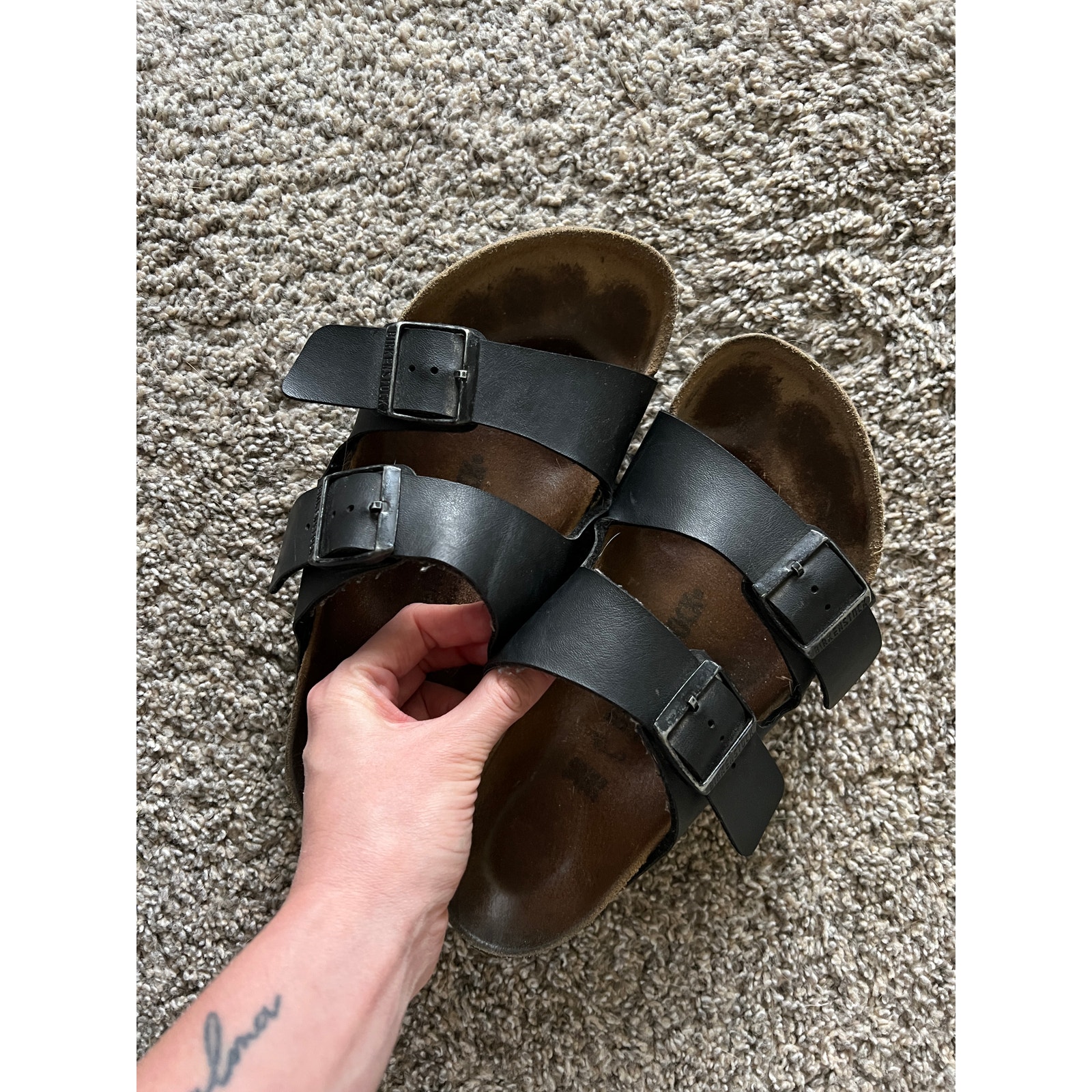 Birkenstock Arizona Sandal in Black Leather with Buckles