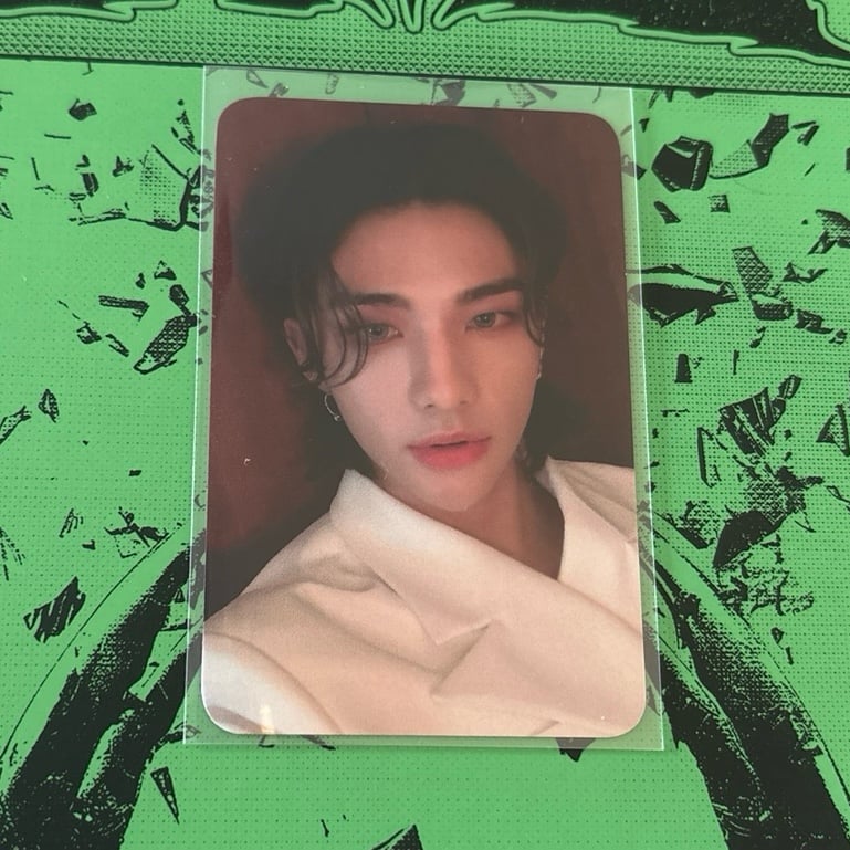 Stray Kids NOEASY SubK POB Photocard - Hyunjin Red Lights