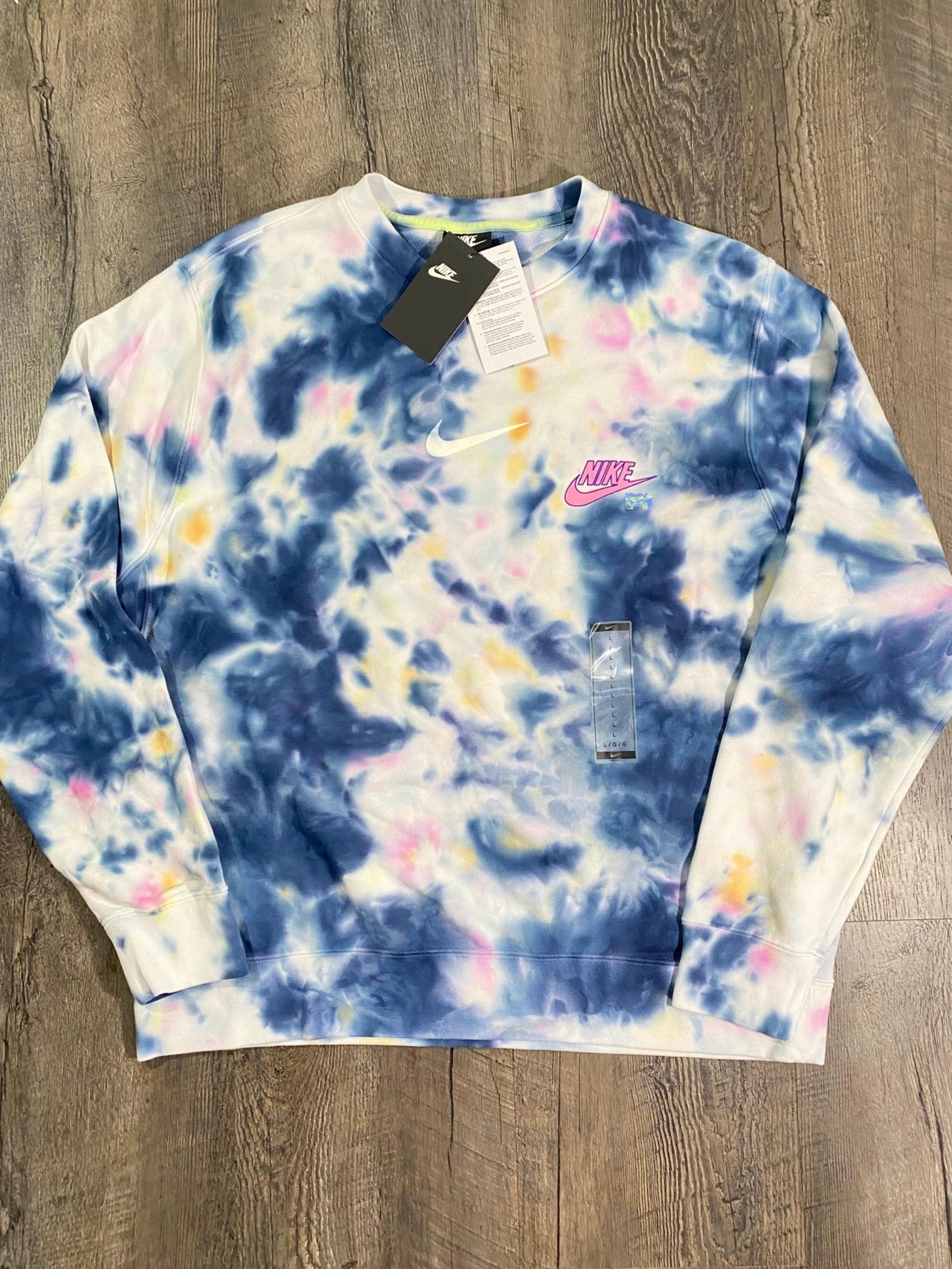 NEW | Nike Sportswear Crew Neck Tie-Dye Mens Sweatshirt