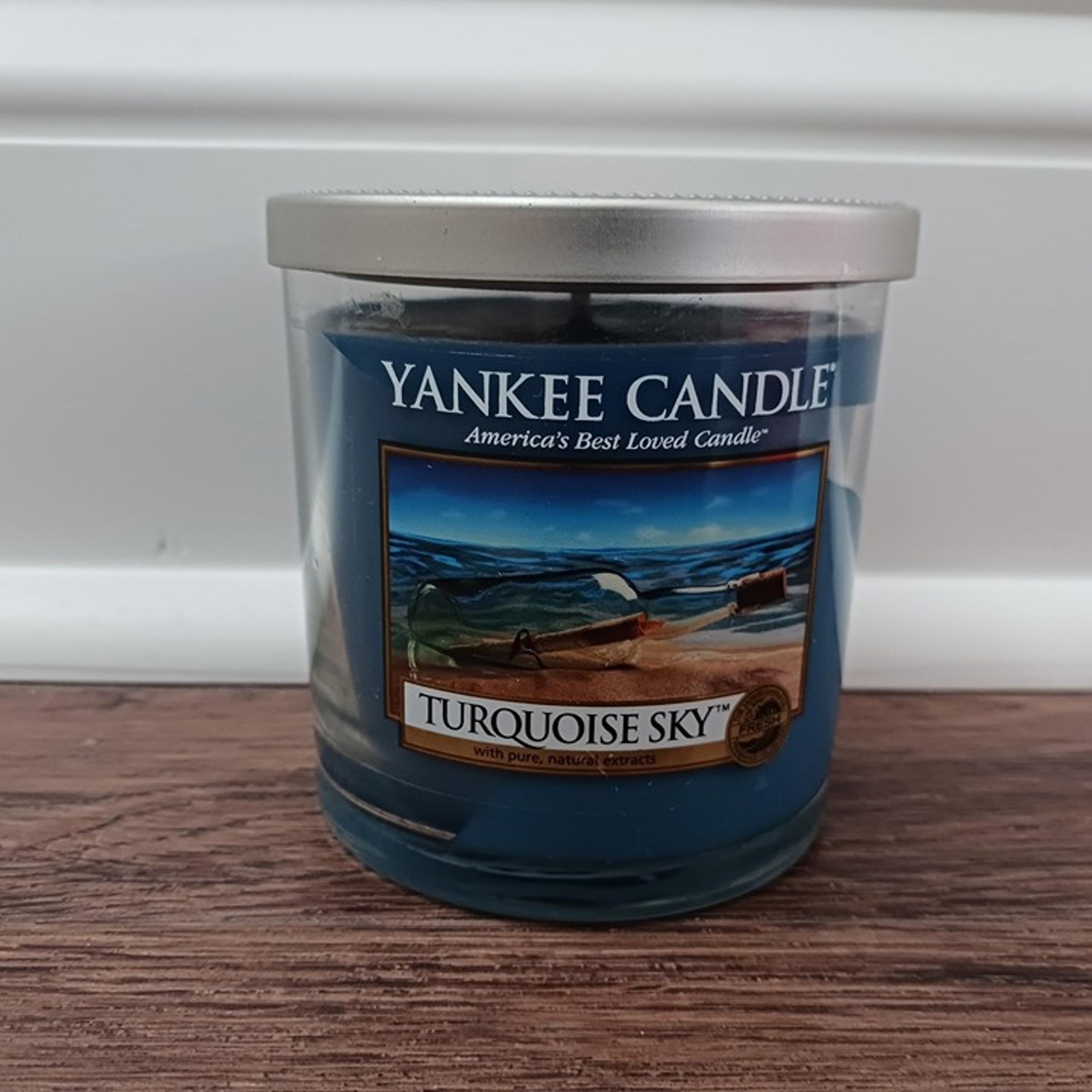 Yankee Candle TURQUOISE SKY Medium 7 oz Blue