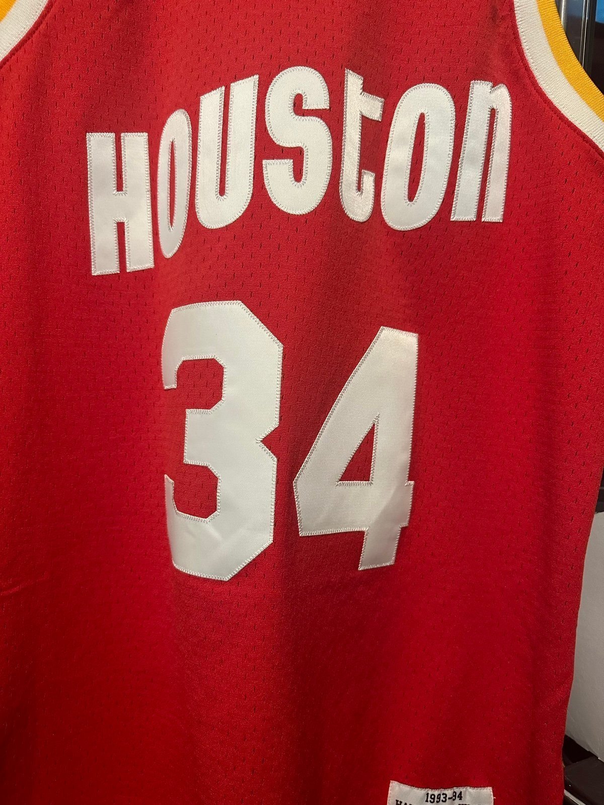 Mitchell & Ness Swingman Houston Rockets Road 1993-94 Hakeem Olajuwon Jersey