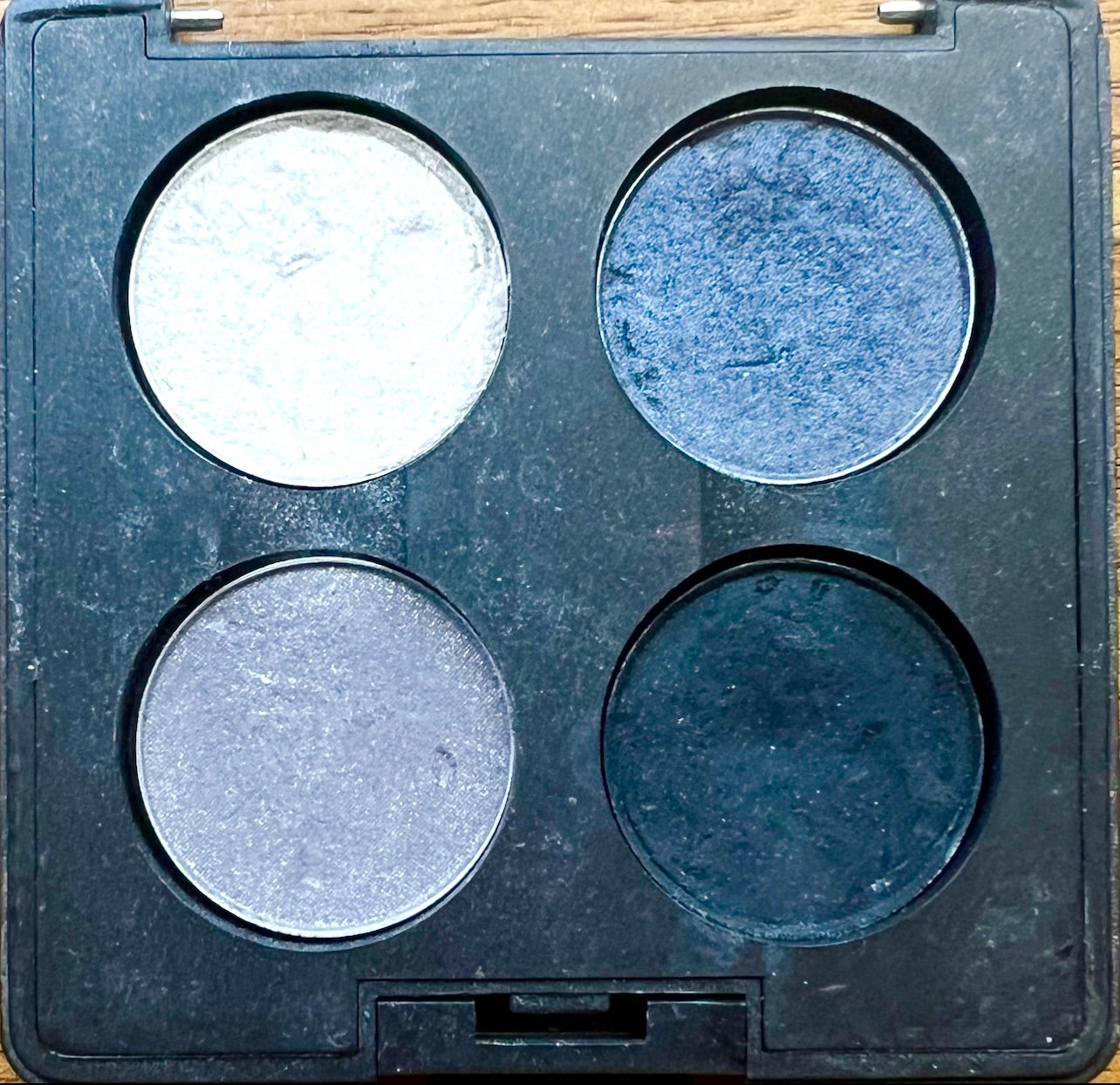 MAC Eyeshadow Quad “Gentle Fume”