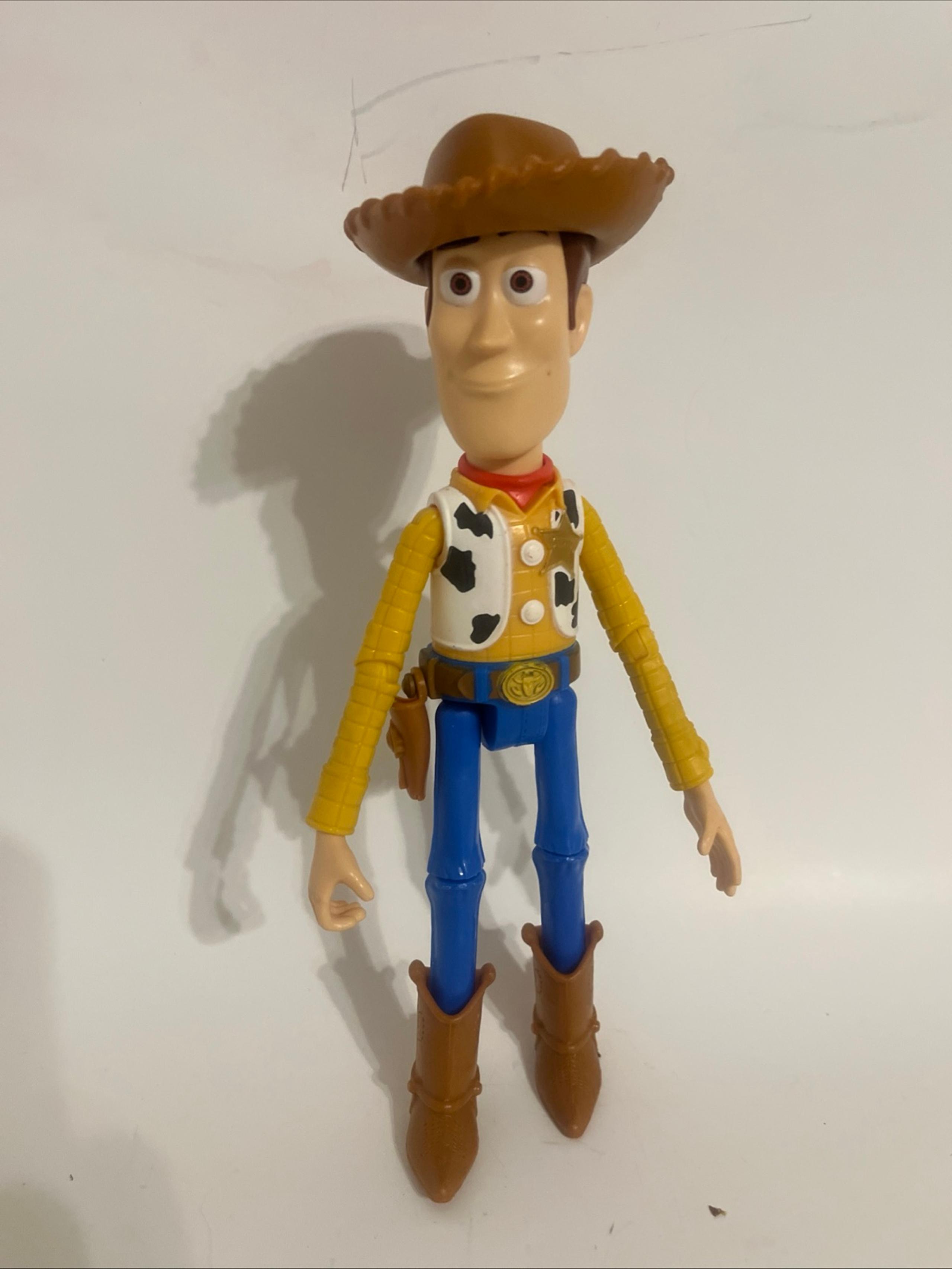 disney/pixar 9” woody Toy Story plastic action figure