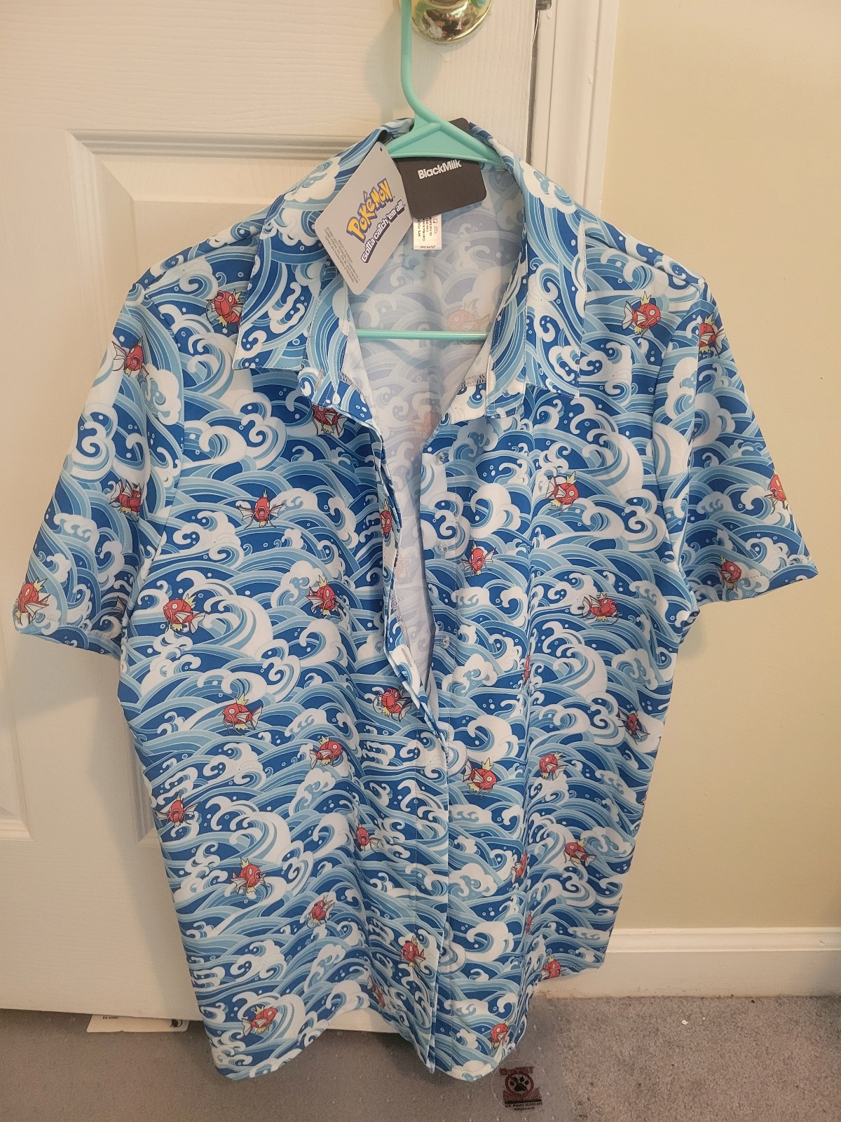 Men's Medium Blackmilk Magikarp Button Up
