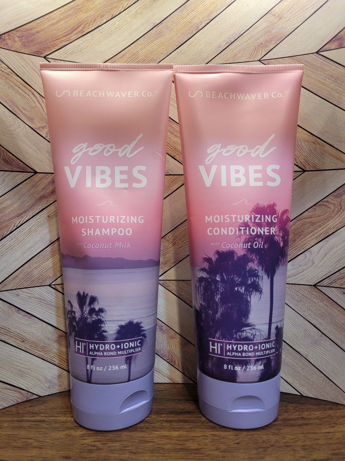 BeachWaver Co Good Vibes Moisturizing Shampoo & Conditioner Set