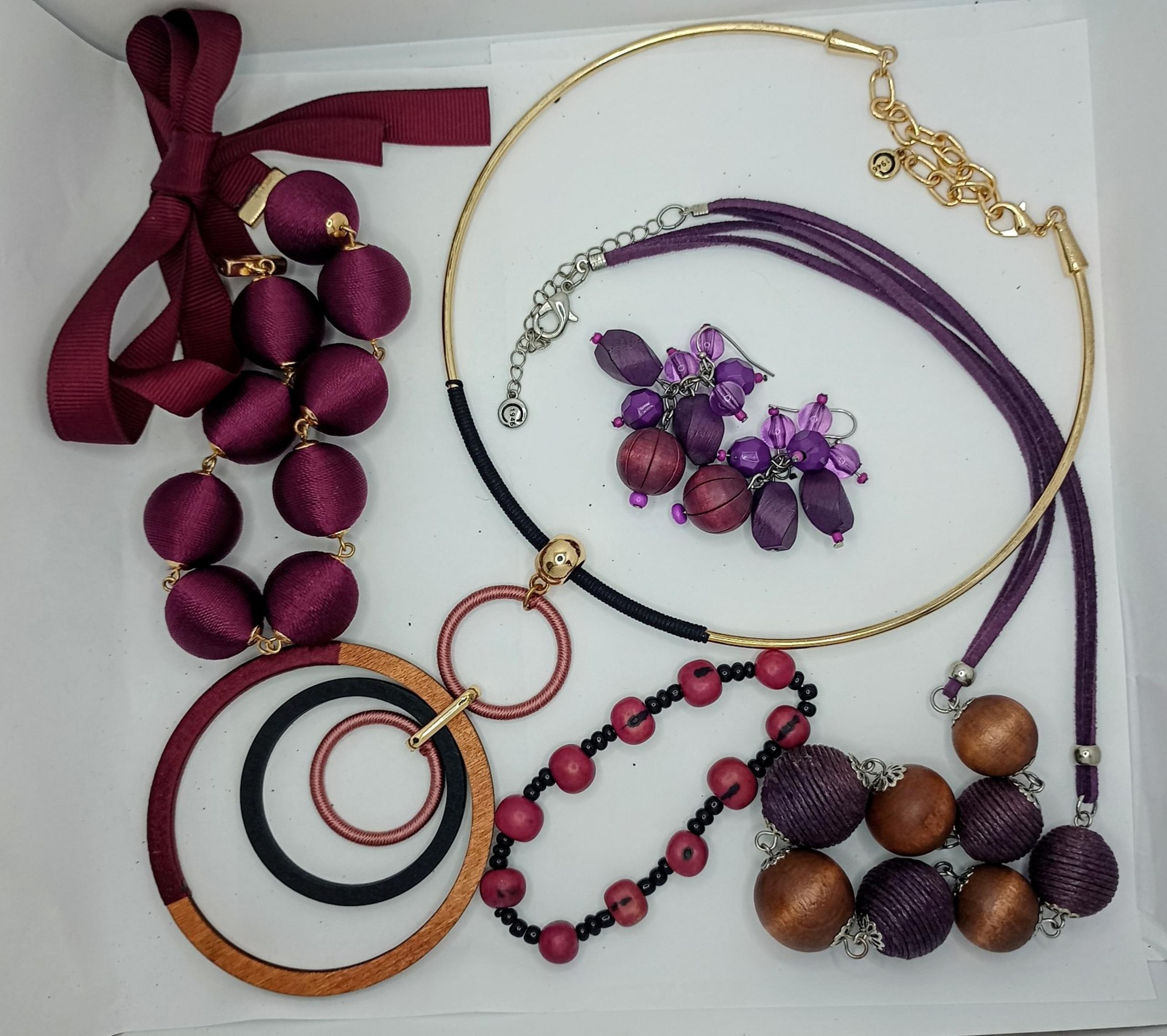Wood & Wine Berry Purple Shades 5 pc Fashion Jewelry Lot 1946 Brand Necklaces
