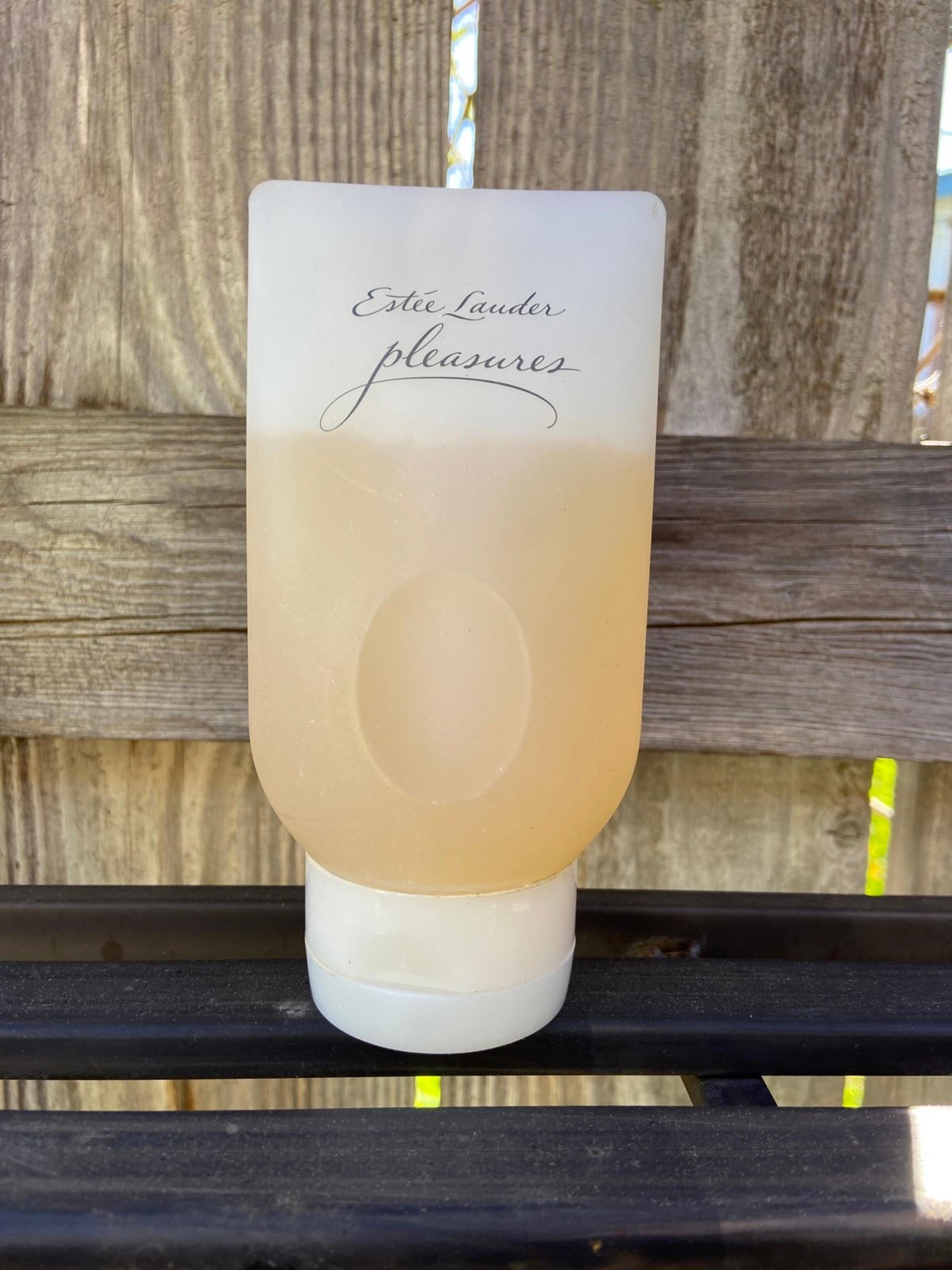 Estée Lauder Pleasures Bath & Shower Gel 5 Fl Oz / 150 ml Used