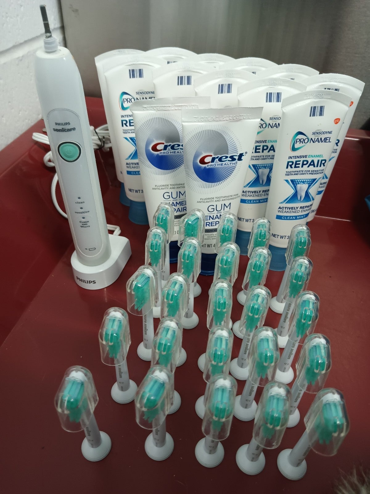 Lot-sonicare electric toothbrush, sonicare replacement heads sensodyne,crest