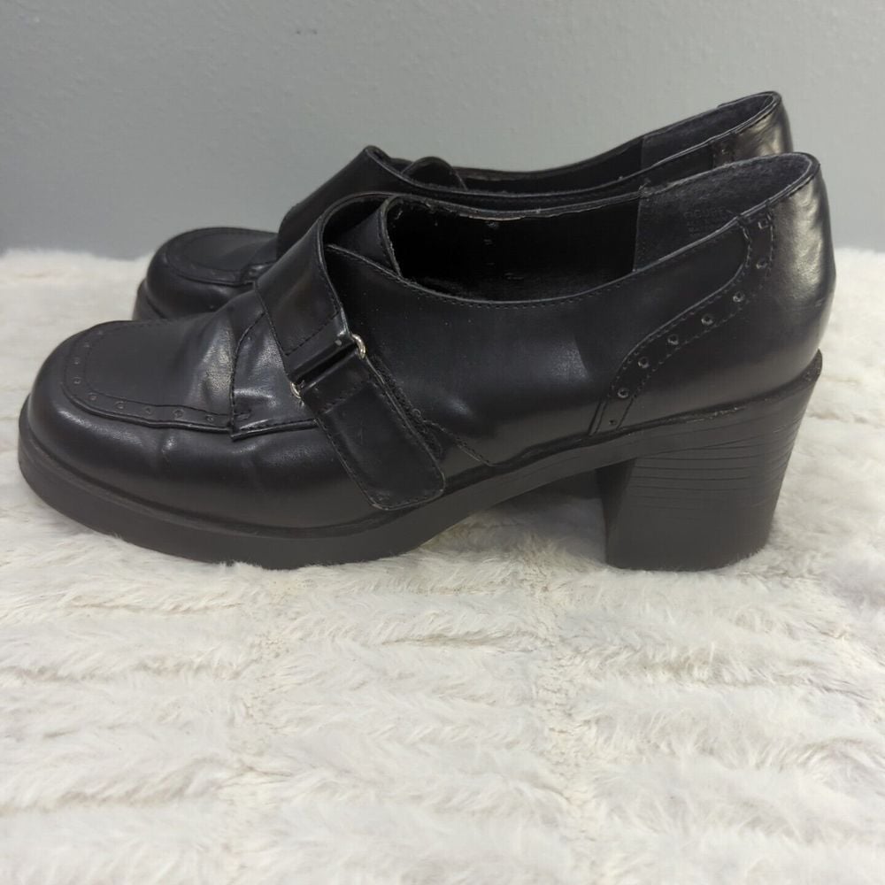 Vintage Y2K Women's MUDD Black Chunky Heel Loafers Size 10