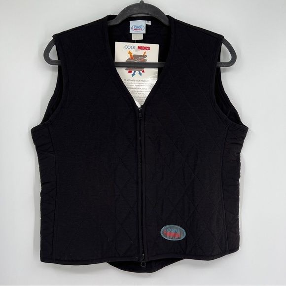 Cool Medics cooling Vest Black size medium new with tag quilted design