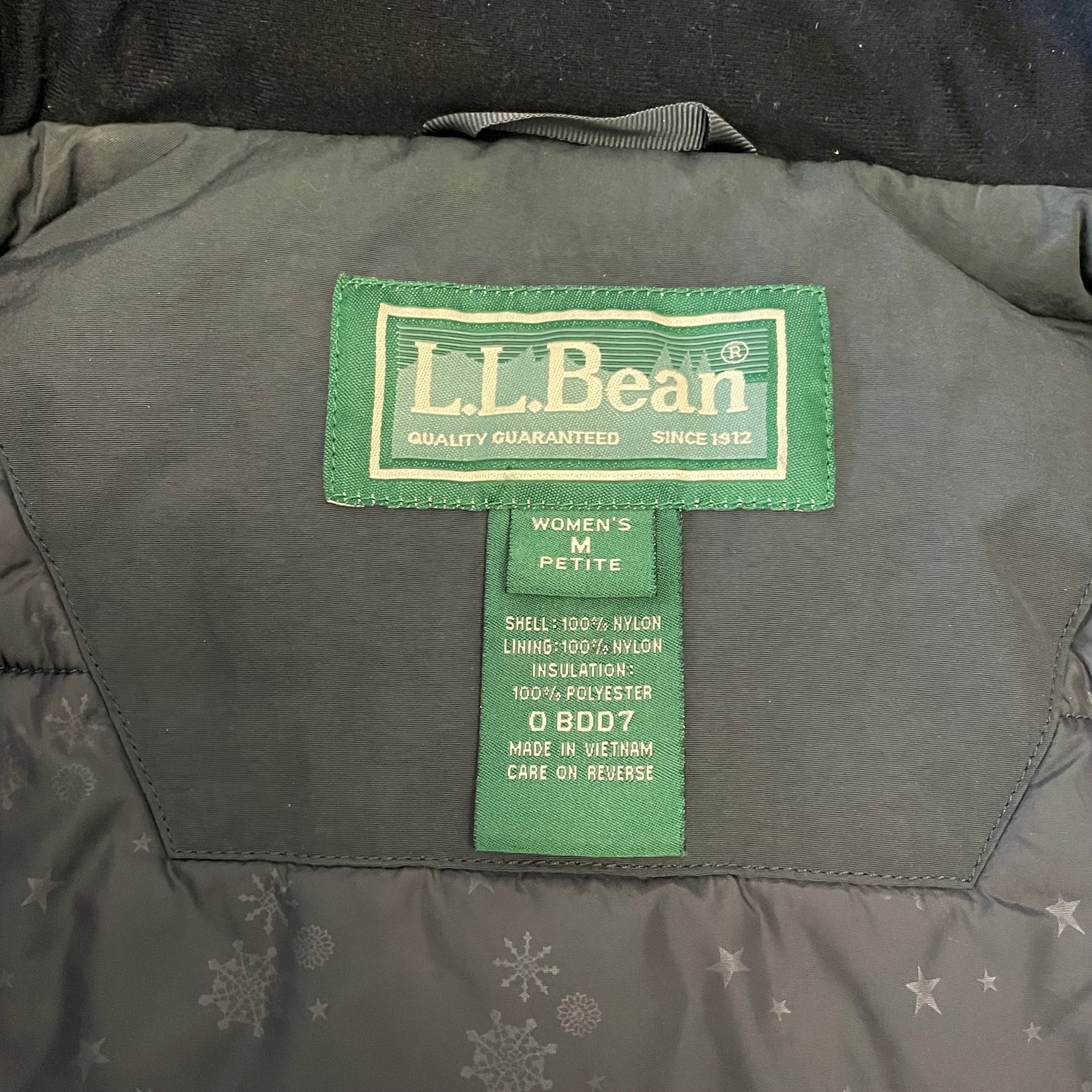 LL Bean Puffer Black on sale Jacket