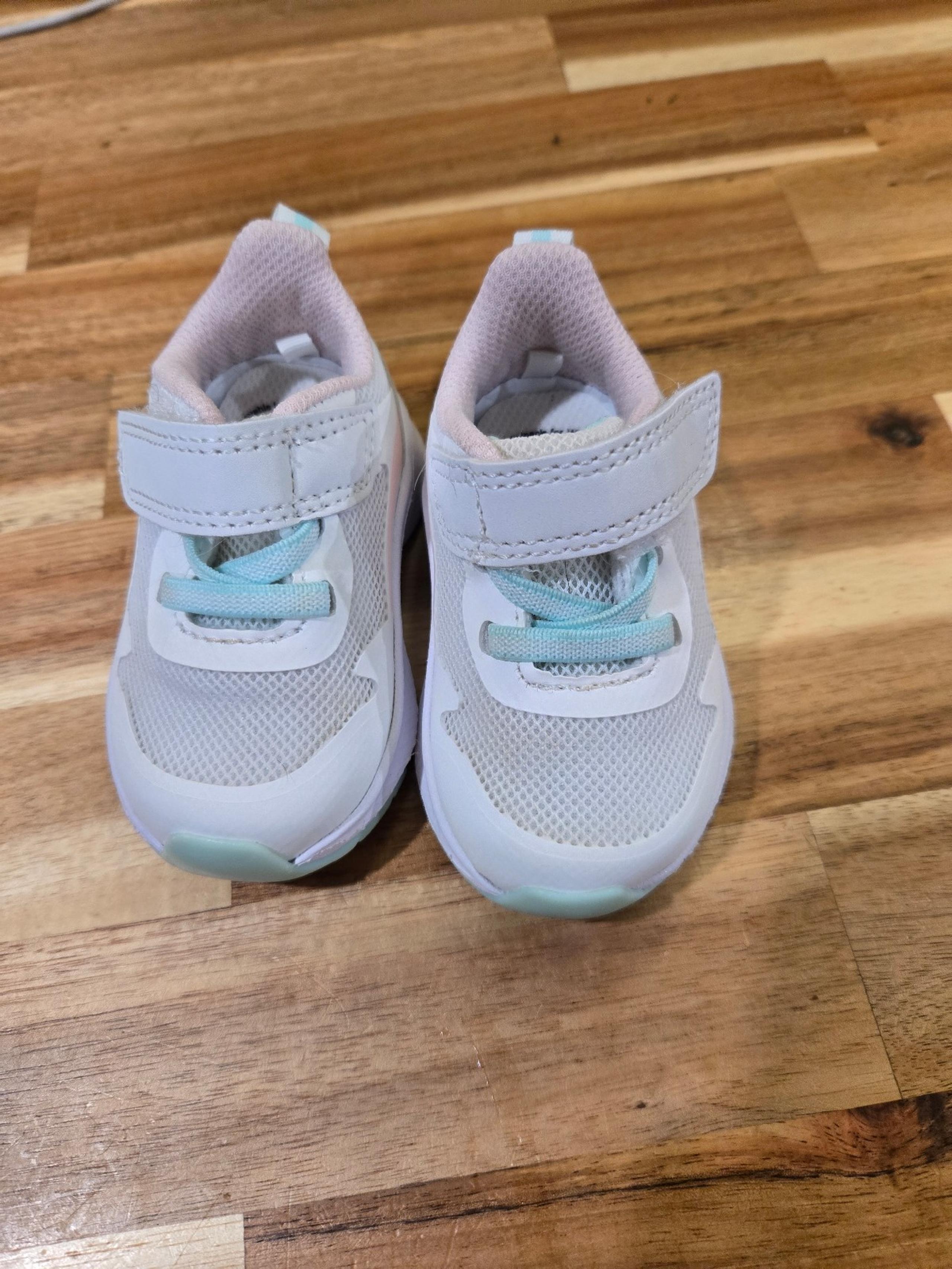 Baby shoes