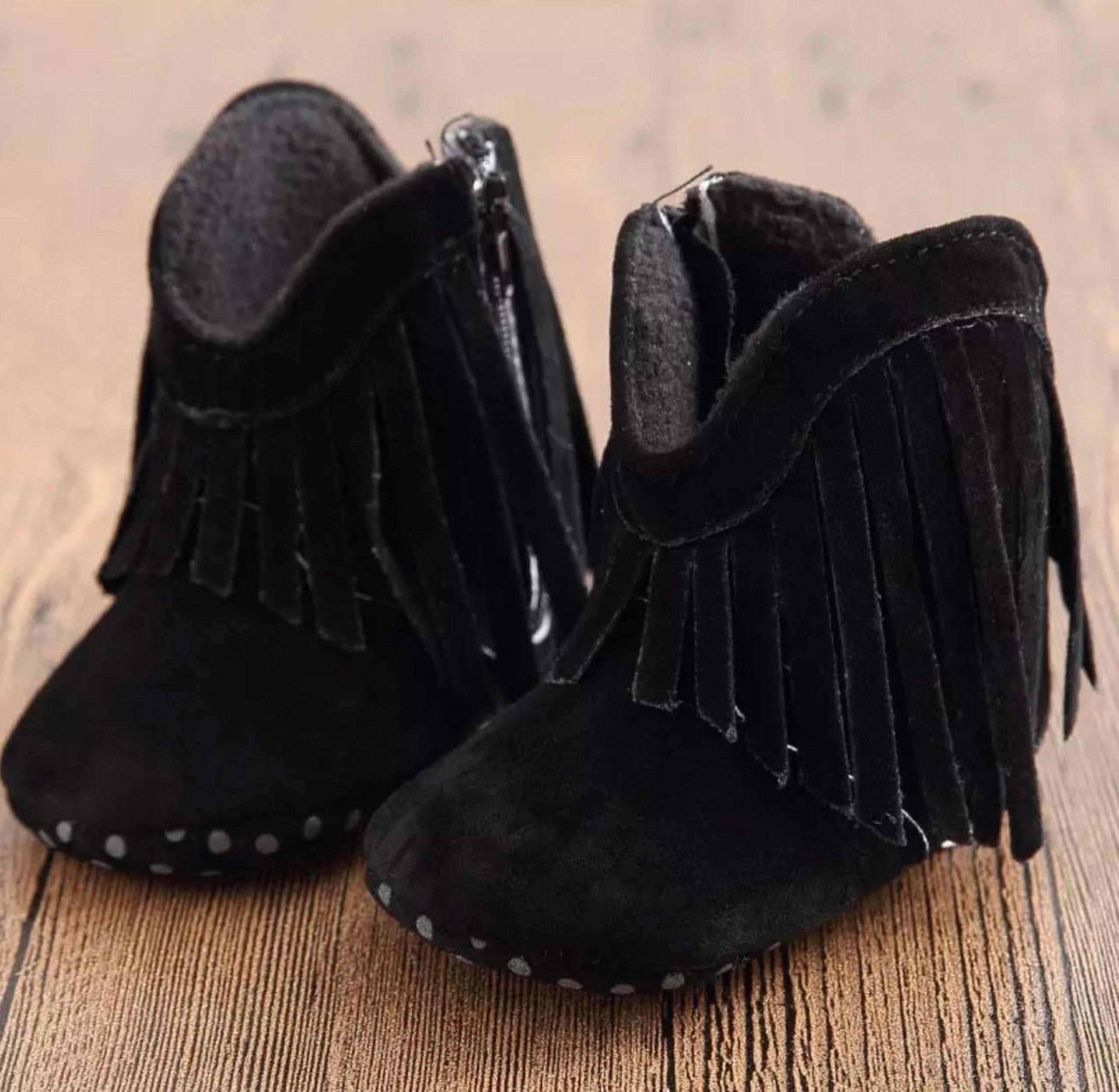 Brand new baby girl infant toddler shows boots size 2c and 3c available