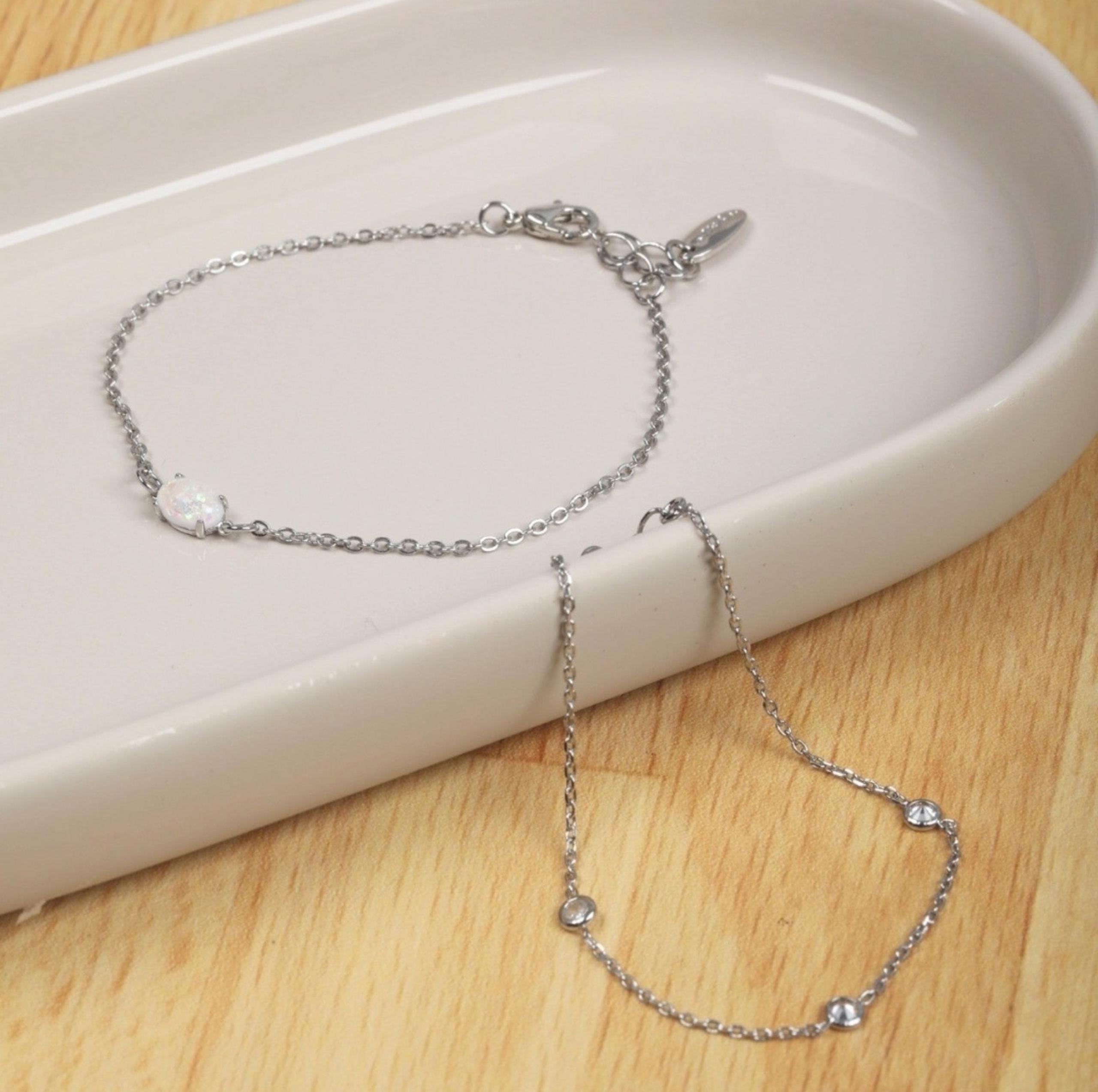 ETTIKA
Dainty Bracelet Duo