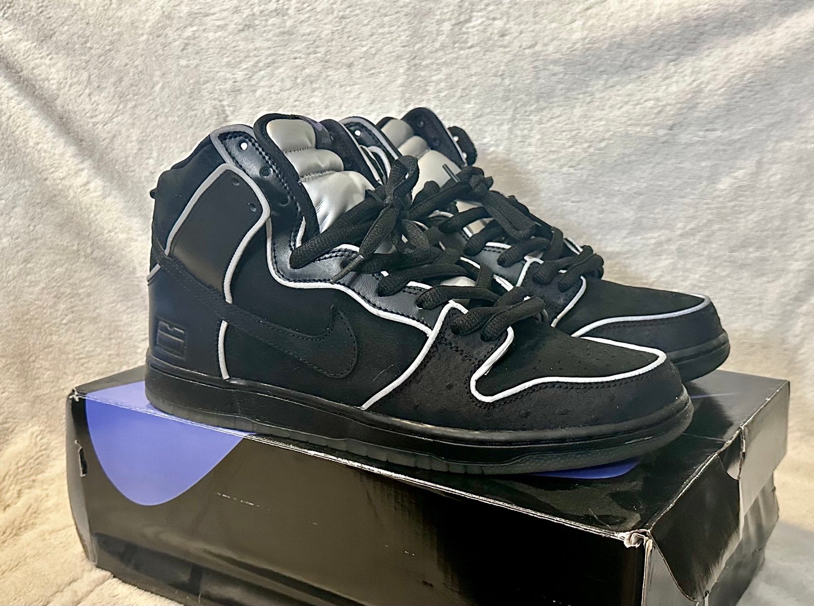 Nike SB Dunk High Black Purple Box