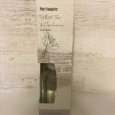 Pier1 Imports White Tea & Cashmere Reed Diffuser Retired Fragrance