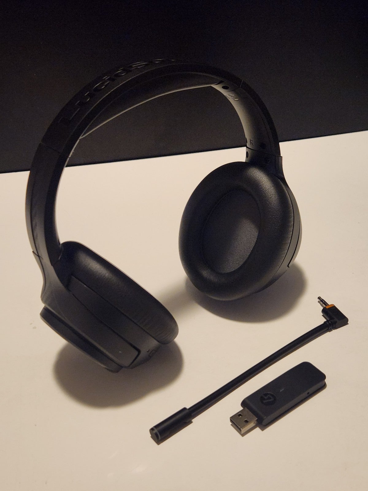 LucidSound LS15P Wireless Gaming Headset for PS5 / PS4 / sales PC w/ Dual Mic System