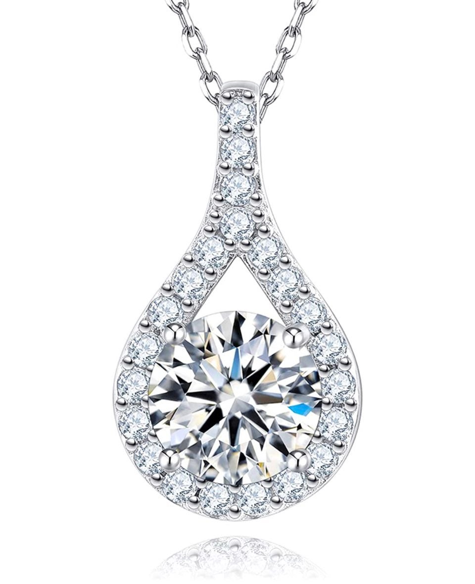 New 18K Plated Pear 1ct Moissanite Diamond Pendant Necklace w/ Box