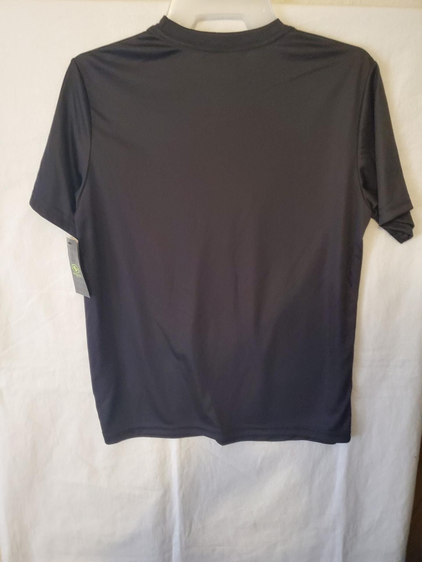 Nwt Boys Athletic Works Cerrin Buckets T-shirt Color Black Size Xl/XG (14-16). M