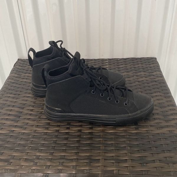 Converse, CTAS lightweight sneakers woman size 8.5