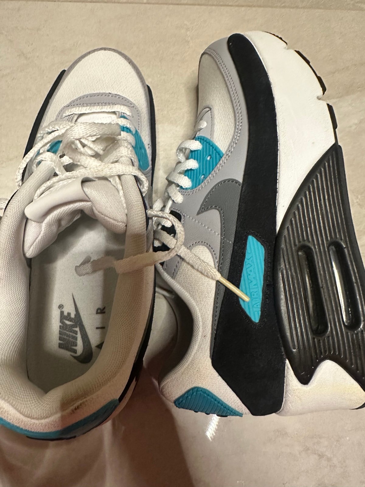 Nike Air Max 90 LV8 Summit White Smoke Grey Shoes Women's Size 9
