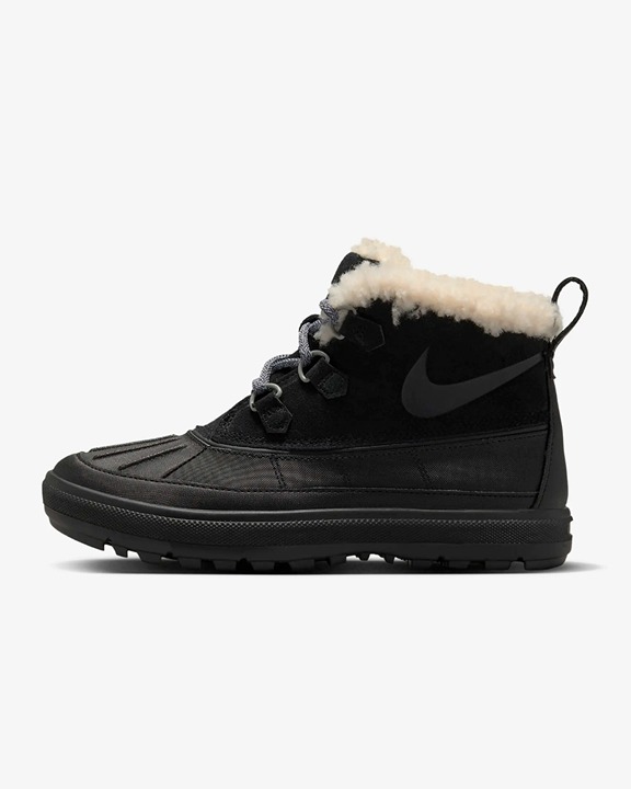 10.5W/9M - [NEW] Women's Nike Woodside Chukka 2 Boots Black 537345-001