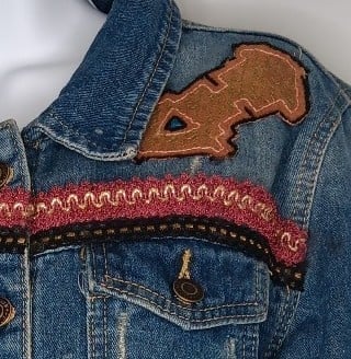 Fashion Wear Jeans Denim Cropped Jacket Women XL Fits like M Shipibo Patches Vtg