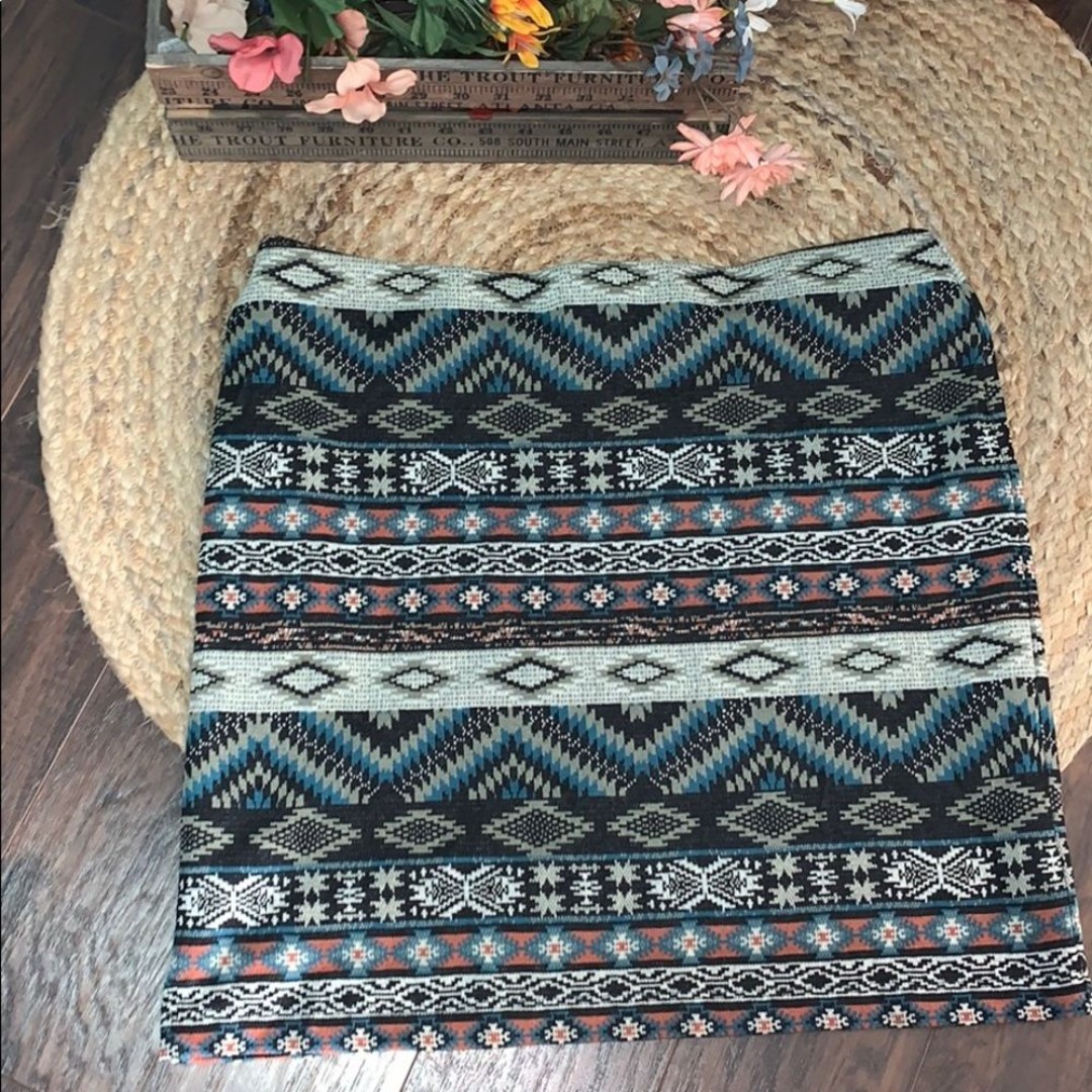 Karen kane xl boho pull on skirt