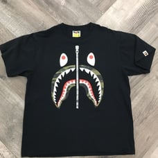 A Bathing Ape- 1st Camo Shark Tee Youth M
