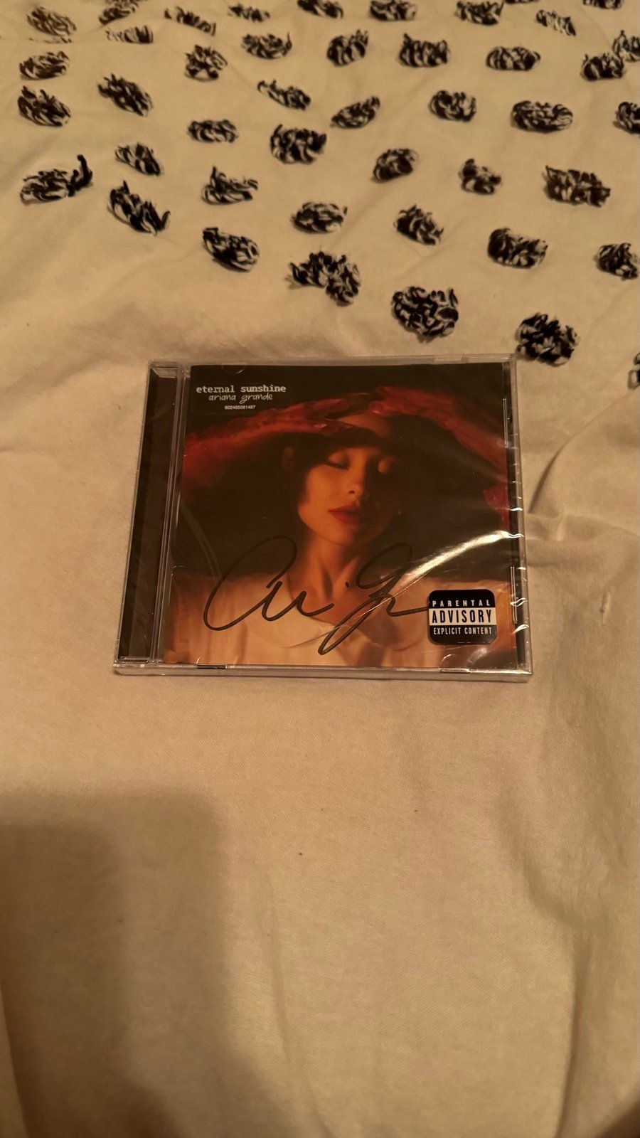 Ariana Grande eternal sunshine signed full signature cd
