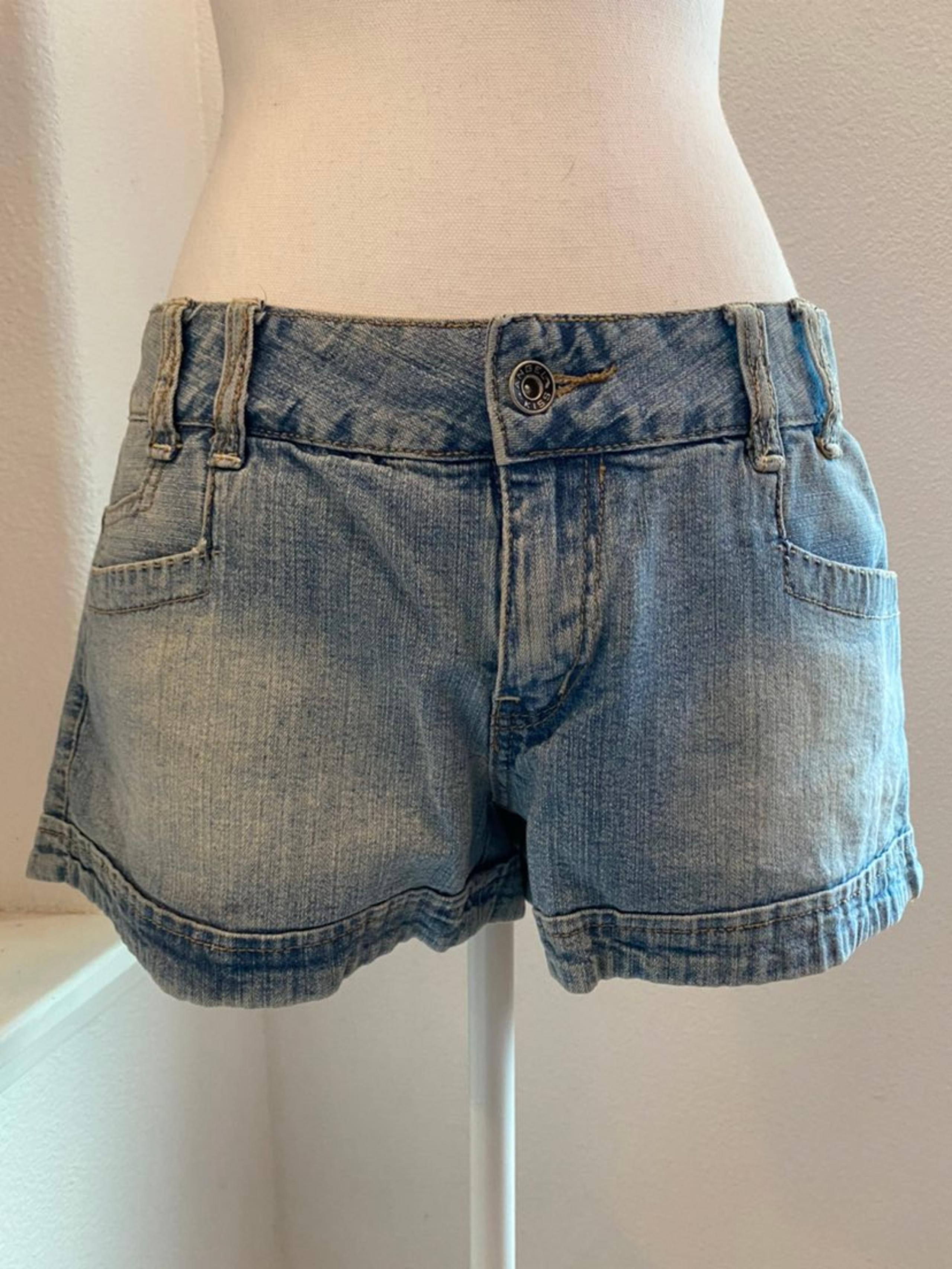 Angel Kiss retro Jean shorts size 11