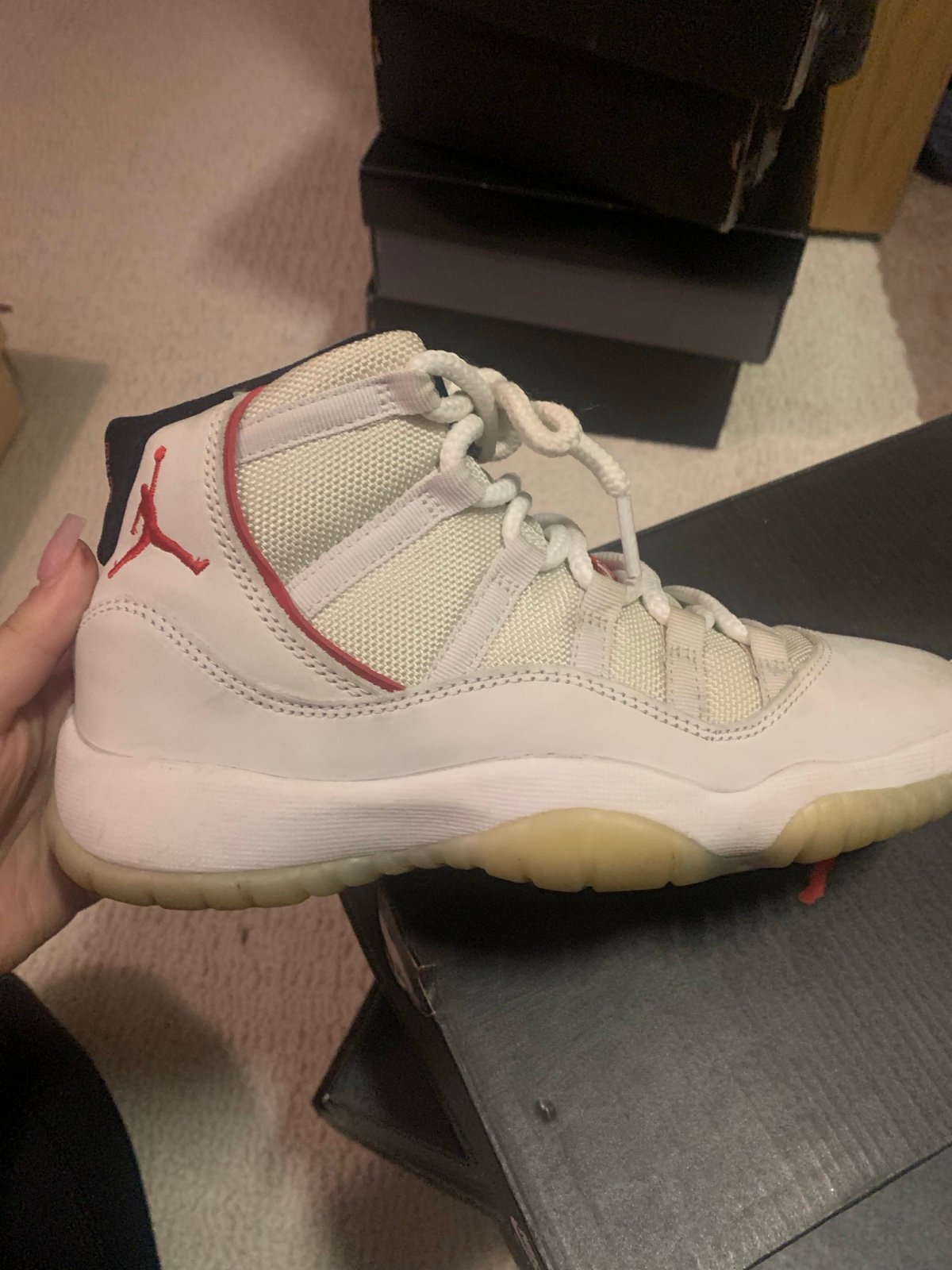 Jordan 11 platinum tint