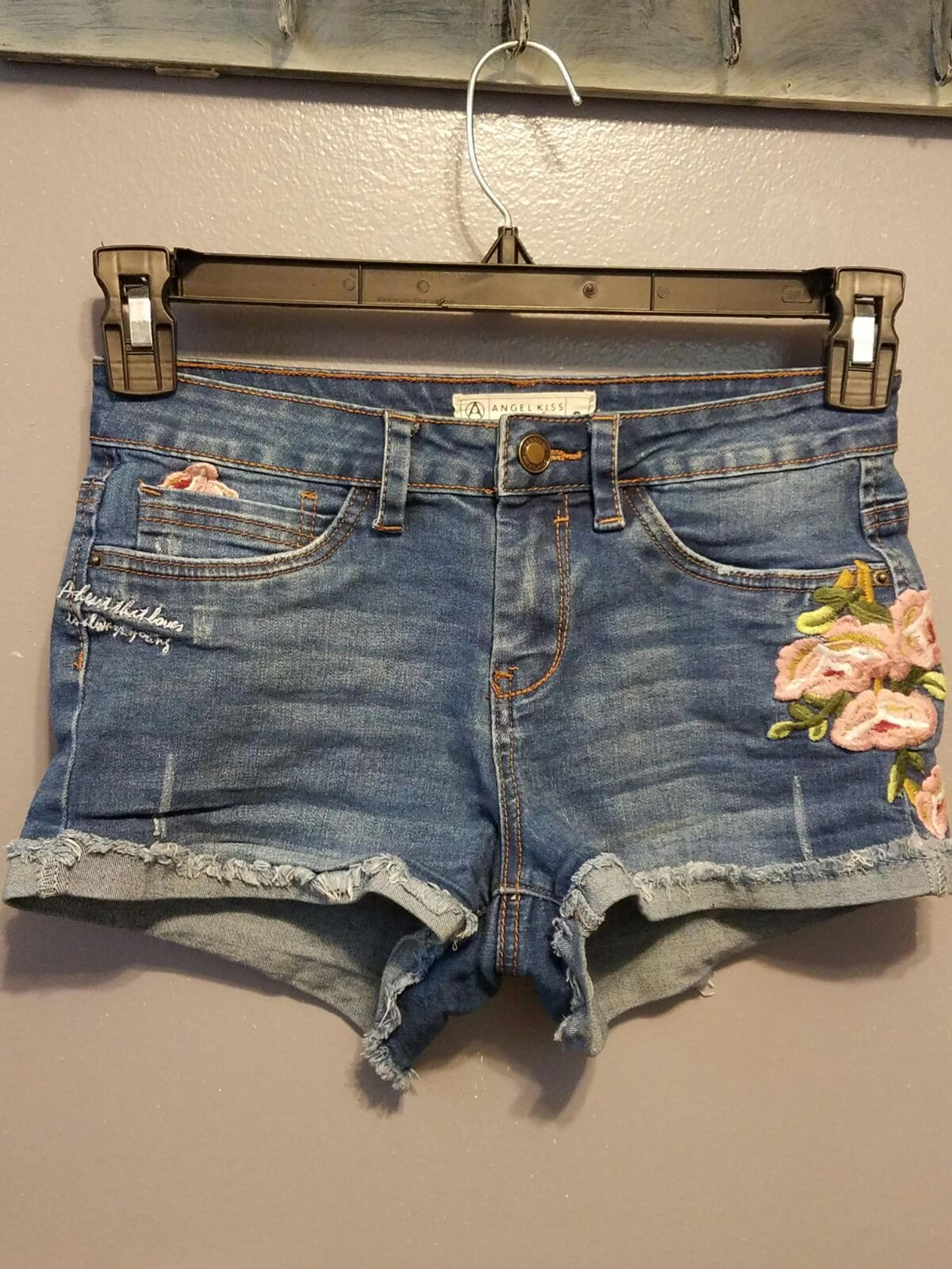Angel kiss Jean Shorts