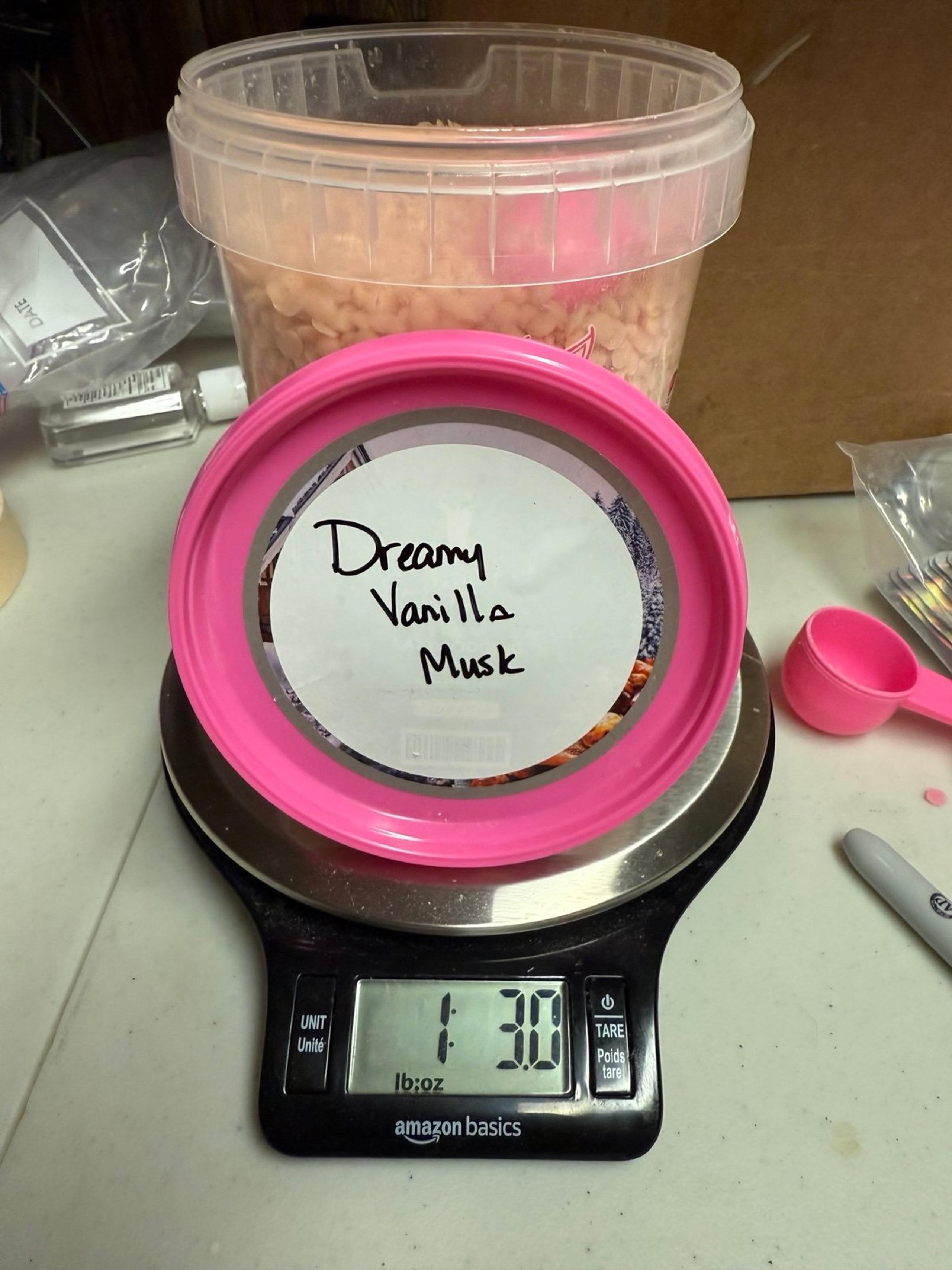 Dreamy Vanilla Musk - 4oz bag - Pink Zebra