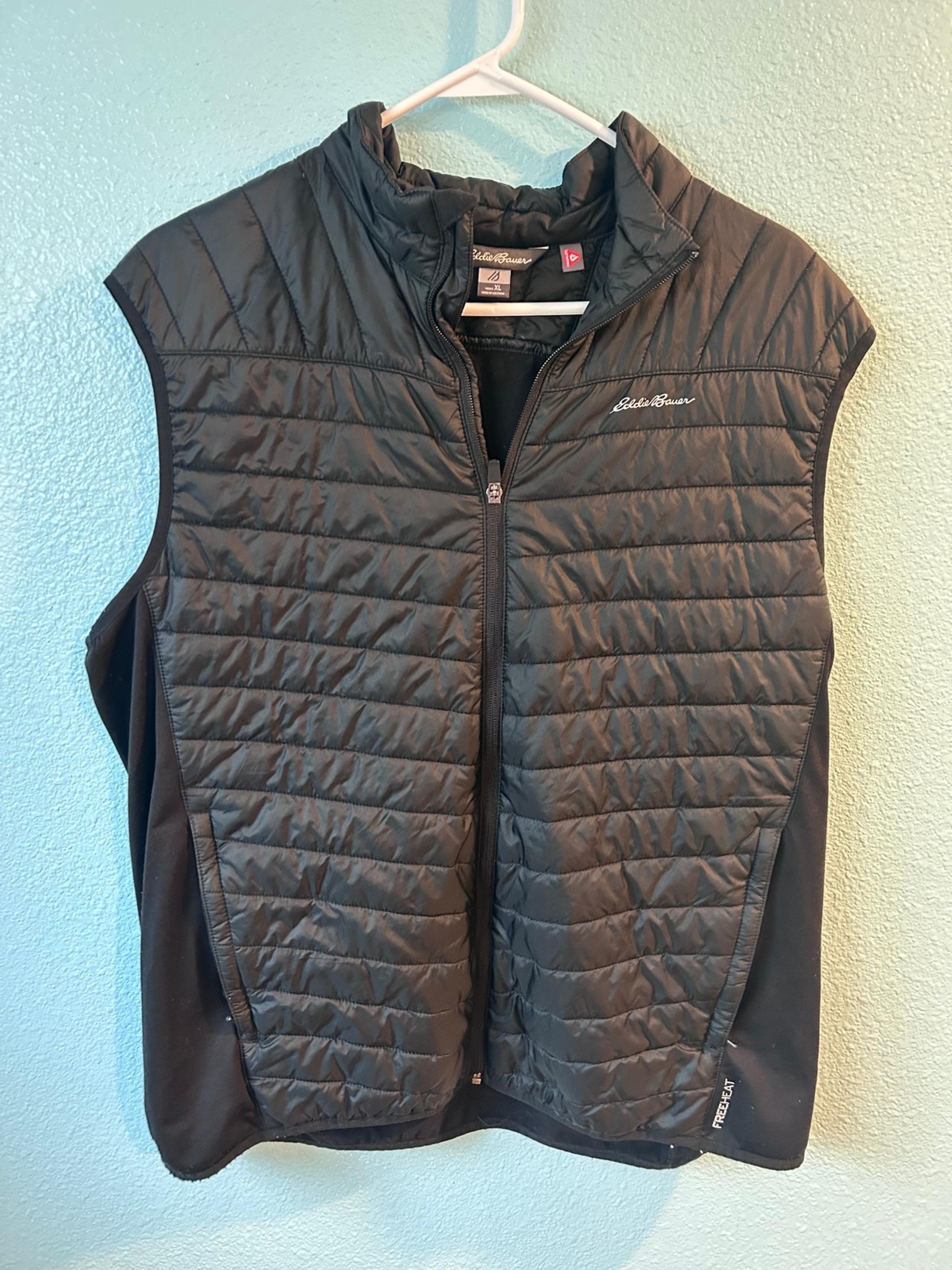 Men’s Eddie Bauer Vest size XL