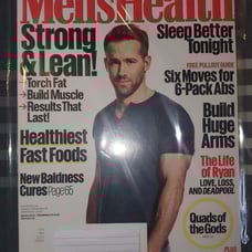 Men's Health Magazine Ryan Reynolds 2016