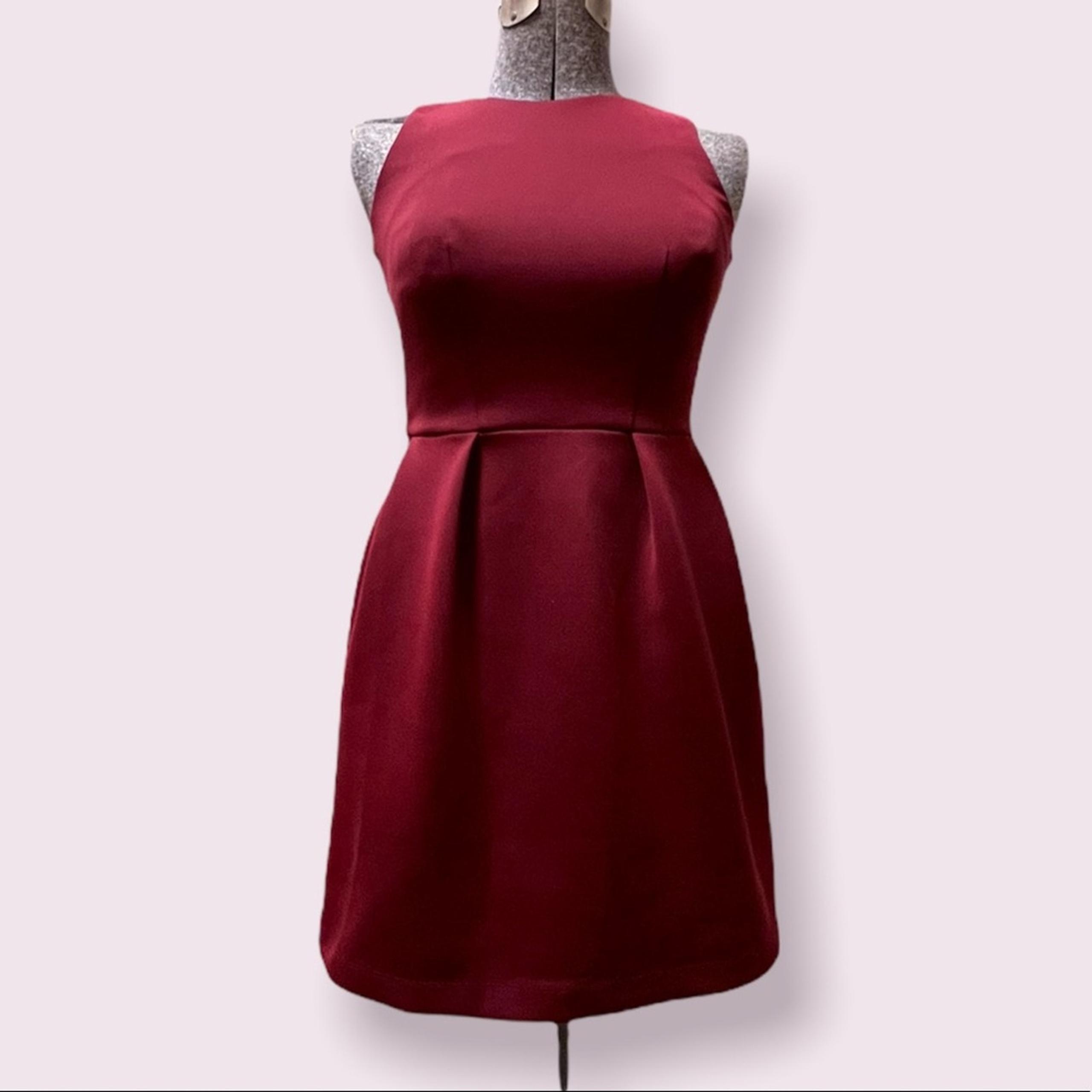 Topshop scuba fit and flare dress burgundy maroon zipper back size 4 holiday