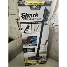 Shark Cordless Pet Pro Vacuum Self Cleaning Brush Roll IZ142HD Up 50 M, Runtime