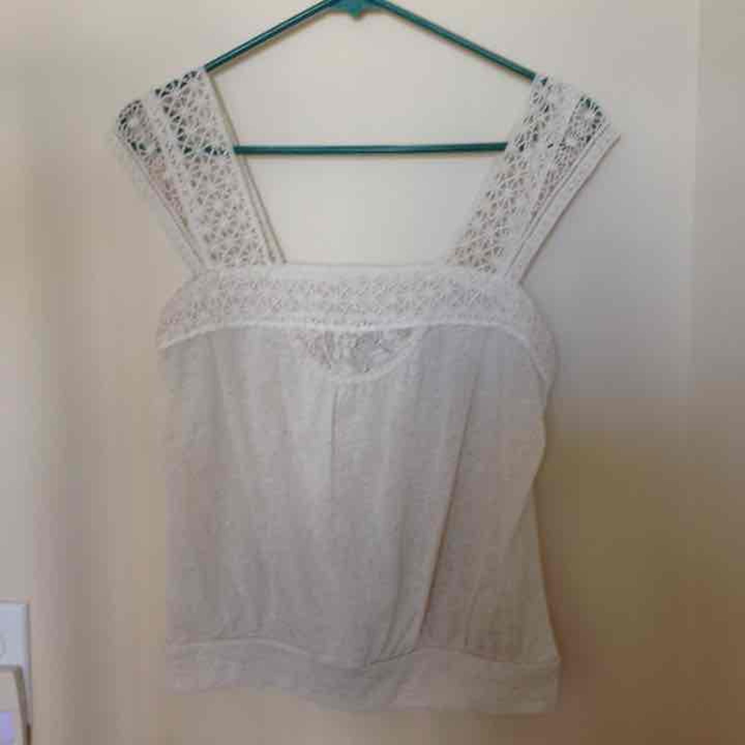 White Lace tank top American rag