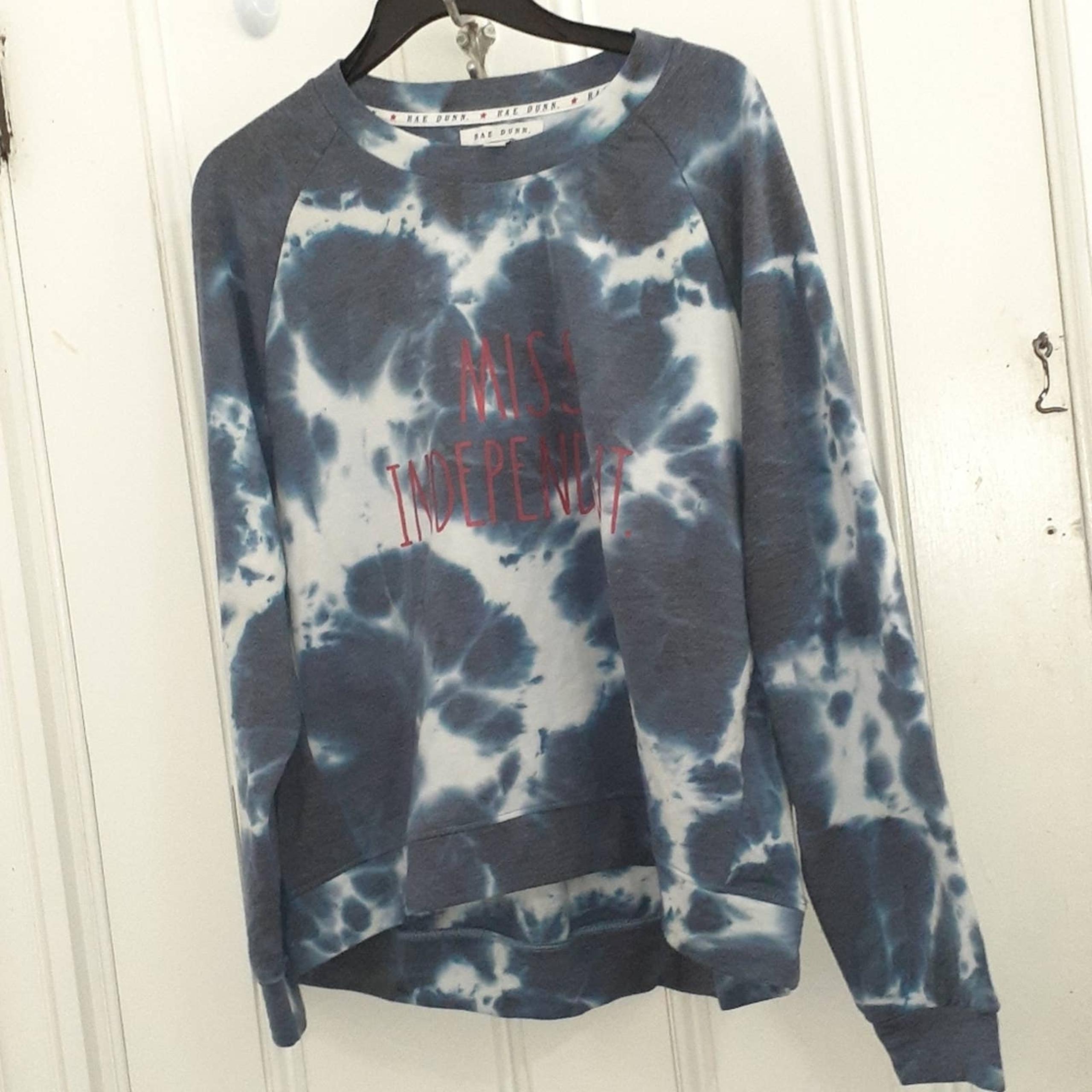 Rae Dunn Blue tie-dye Miss Independent sweatshirt M