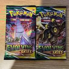 Evolving Skies booster Packs