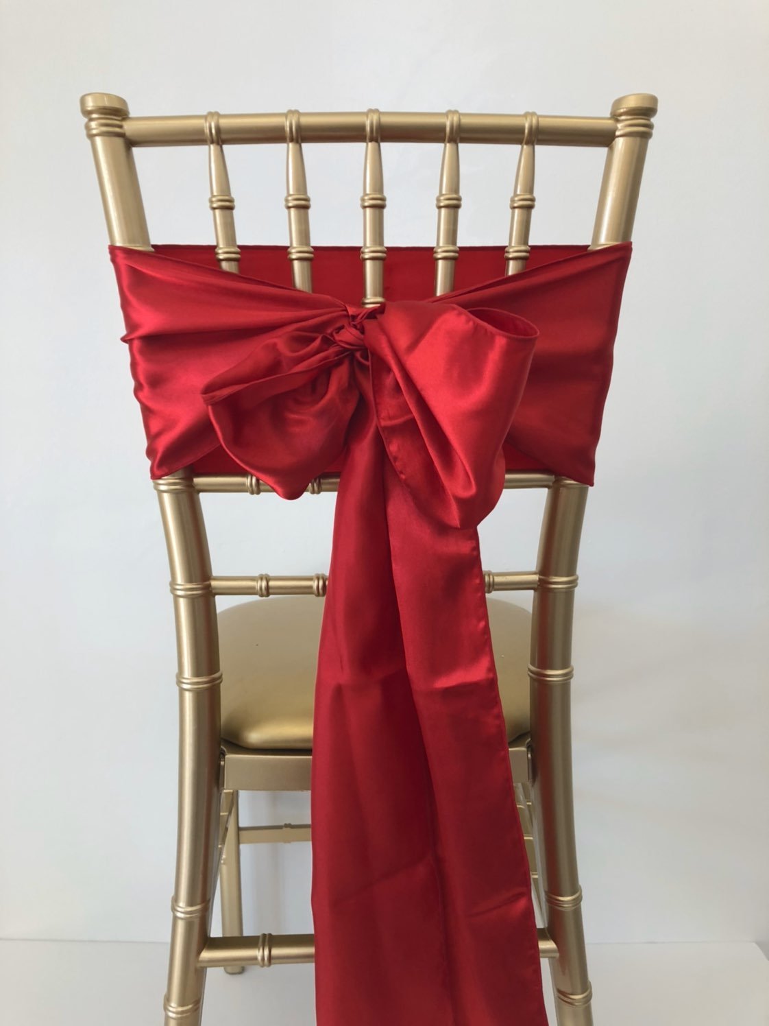 100 red sashes