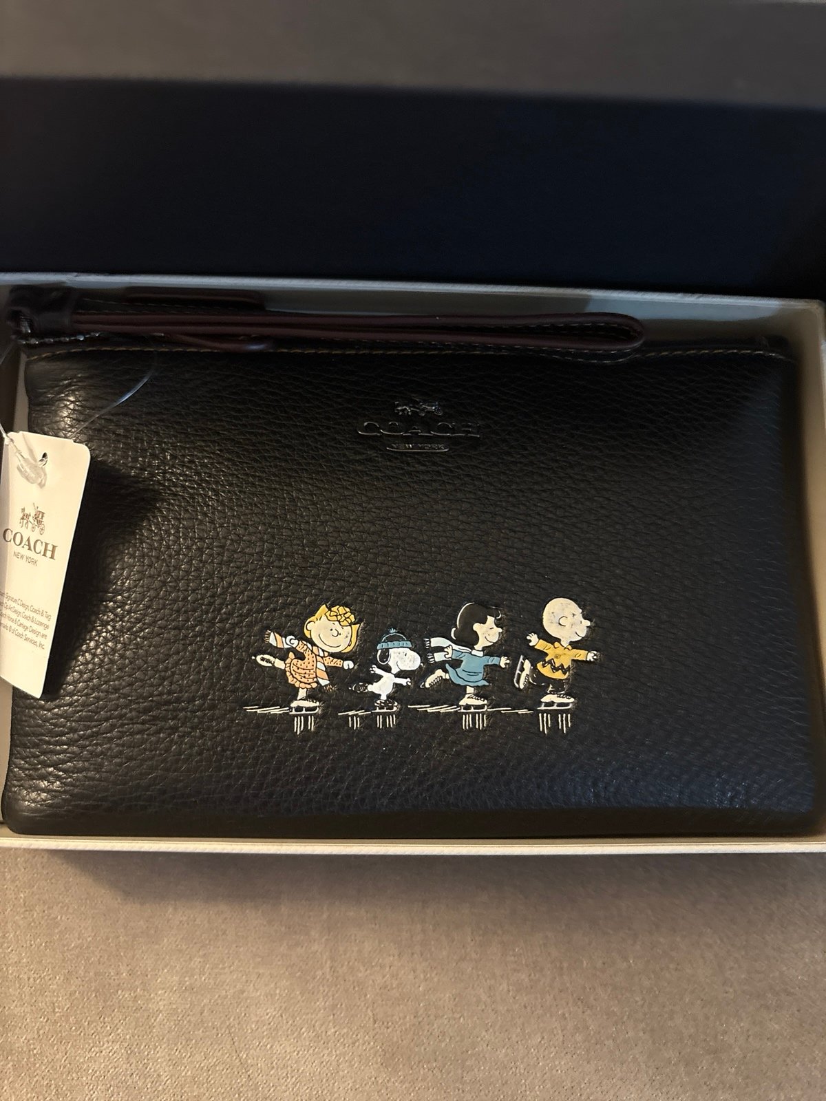 NWT! HTF! LE Coach boxed Snoopy large wristlet