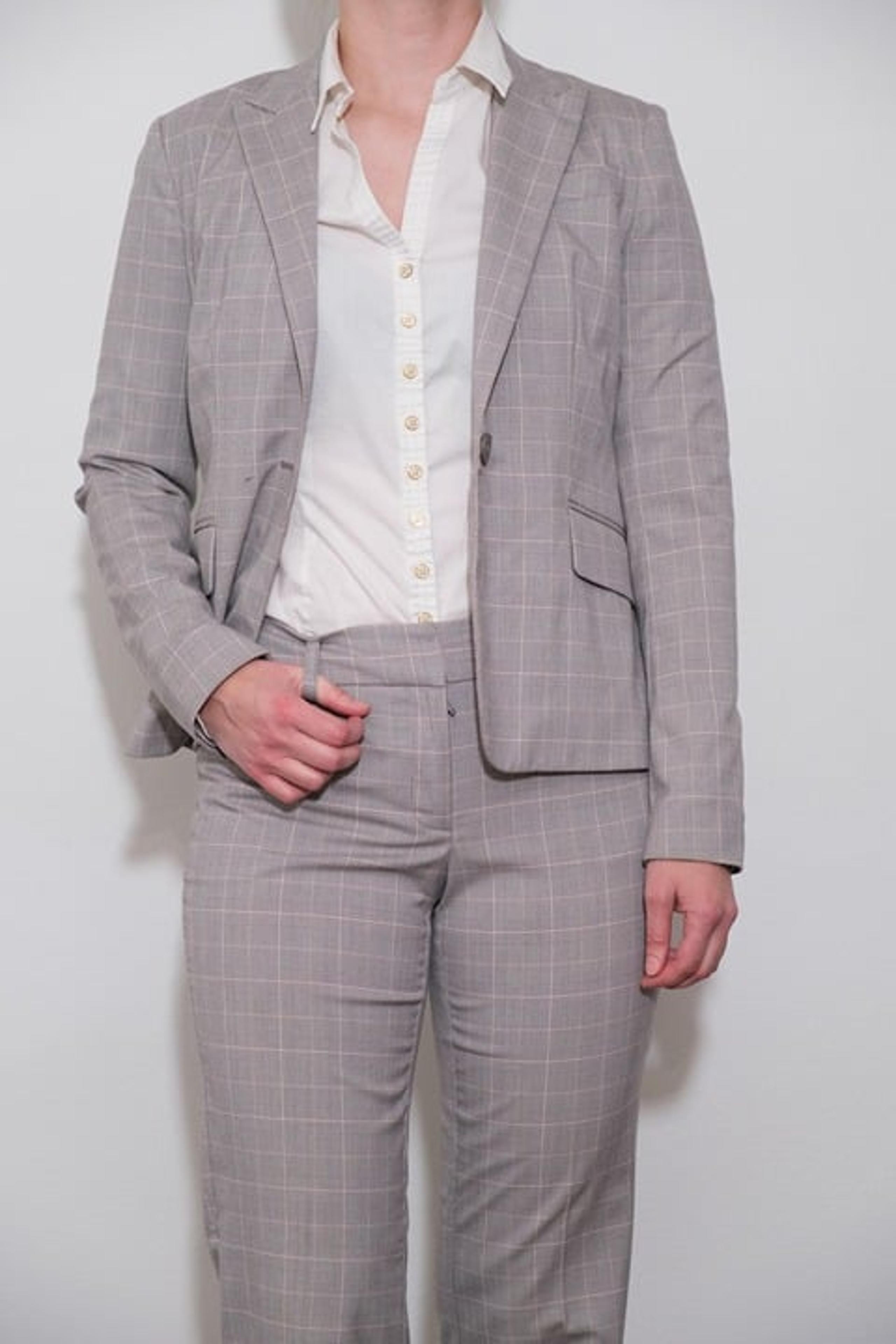 NY&Co Womens Light Gray Plaid w/ Pink Windowpane 2pc Suit Size 0