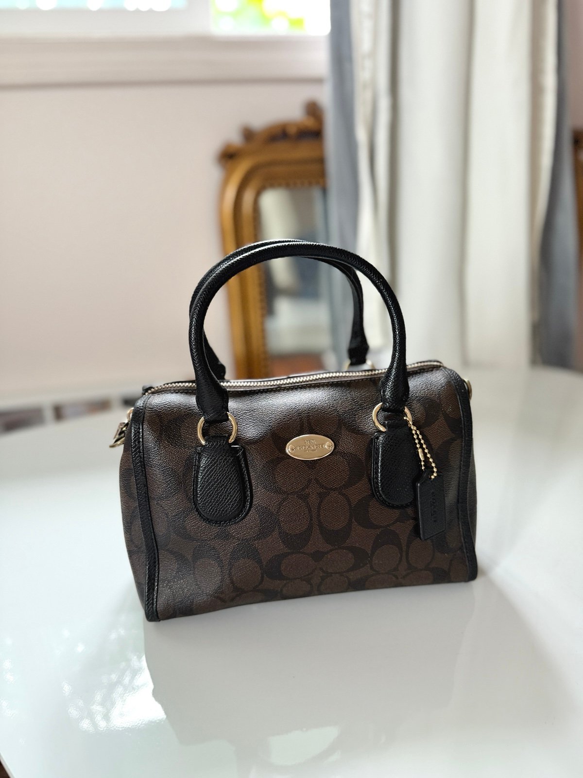 Authentic COACH Signature mini Bennett Satchel